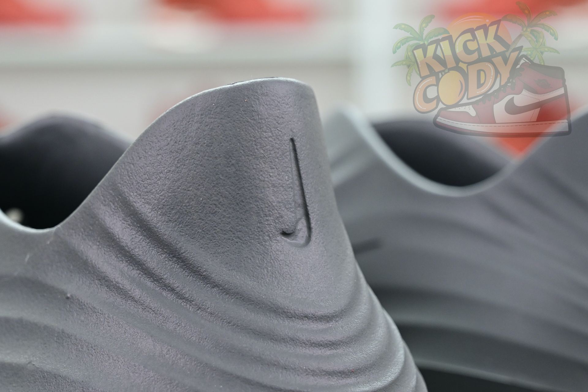 Nike ReactX Rejuven8  HV5060-002