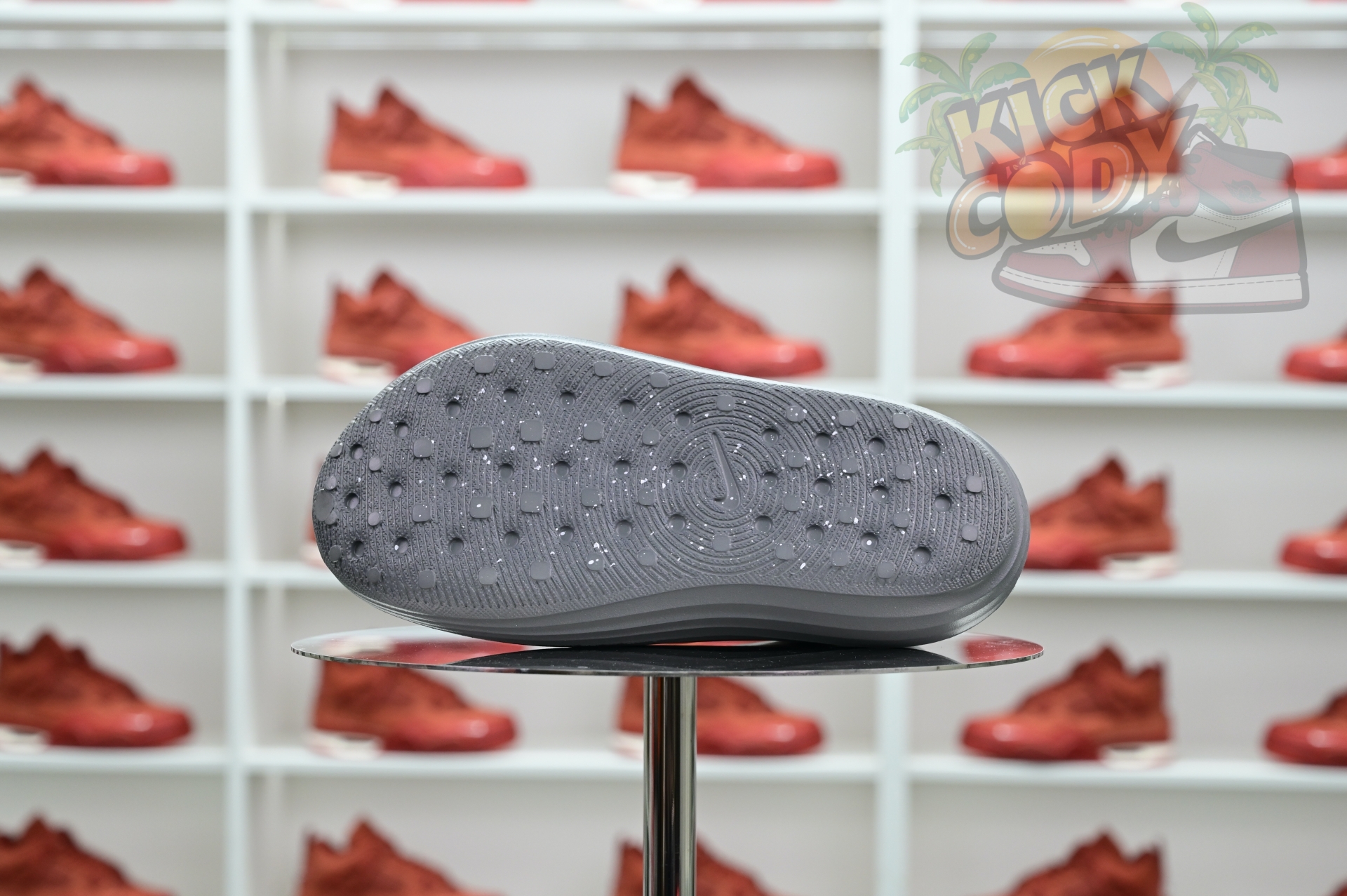 Nike ReactX Rejuven8  HV5060-002