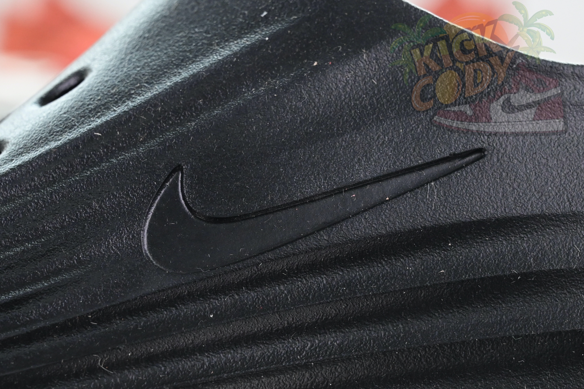 Nike ReactX Rejuven8  HV5062-001