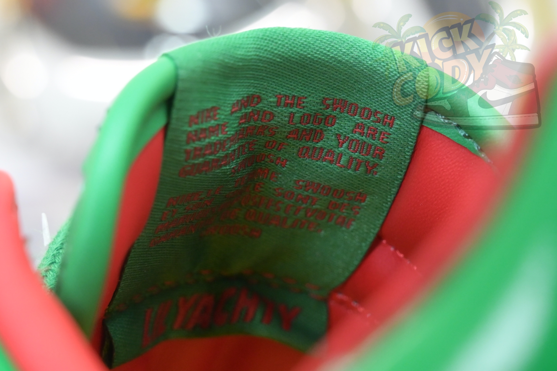 Nike Air Force 1 IH4383-300