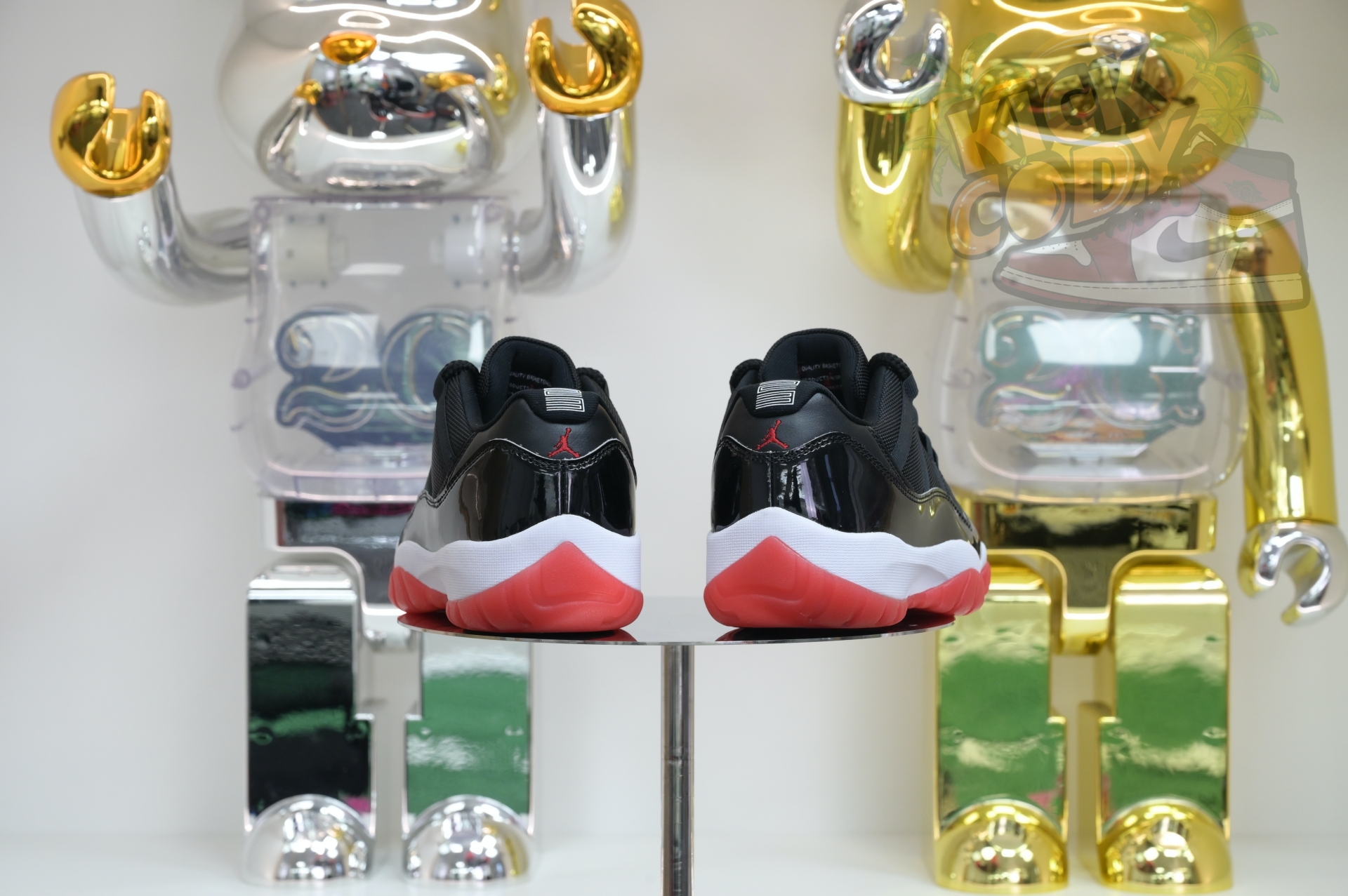 Air Jordan 11 Low“Bred” FV5104-006