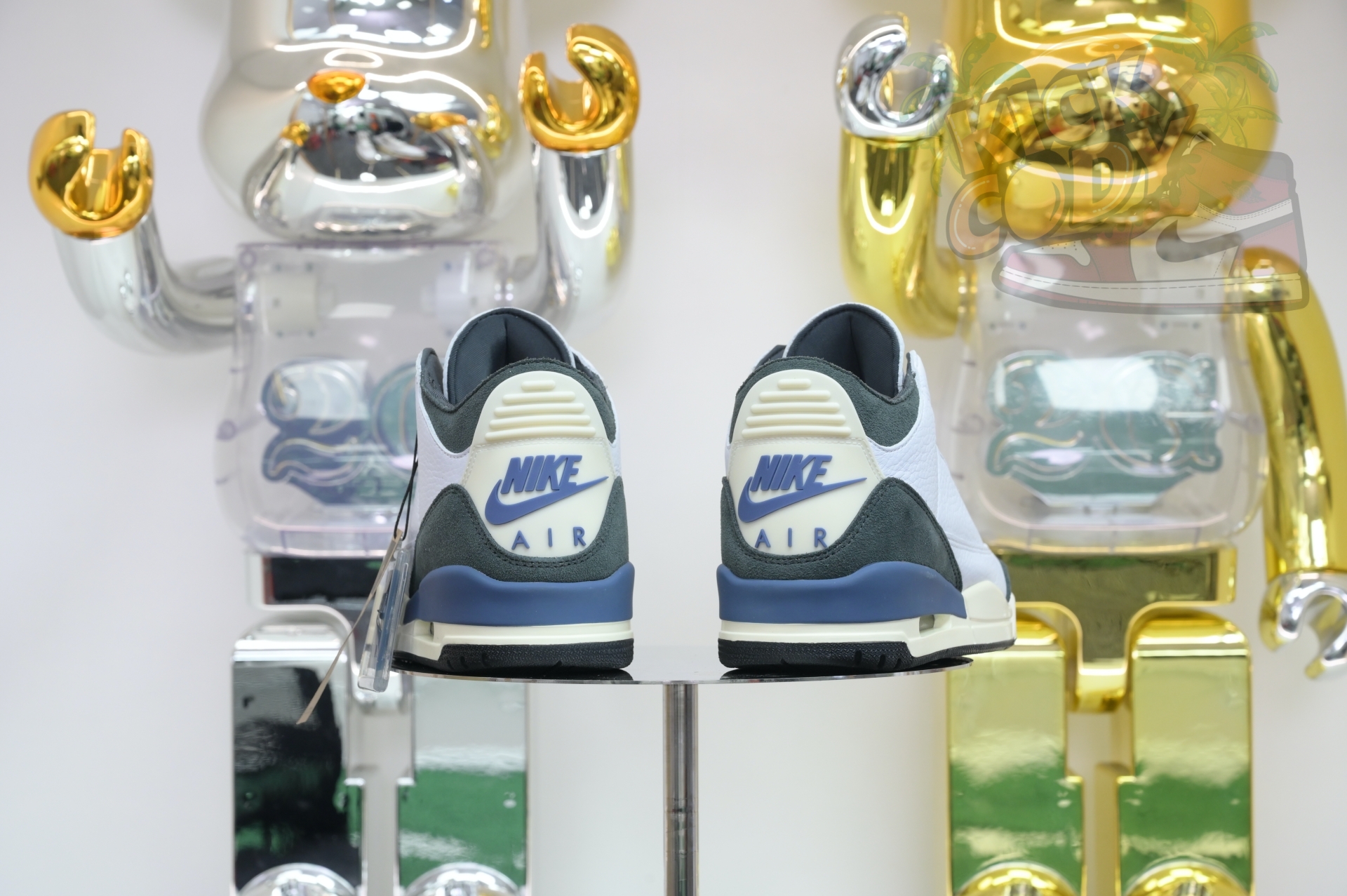 A Ma Maniére x Jordan Air Jordan3“DIFFUSED BLUE” HV8571-100