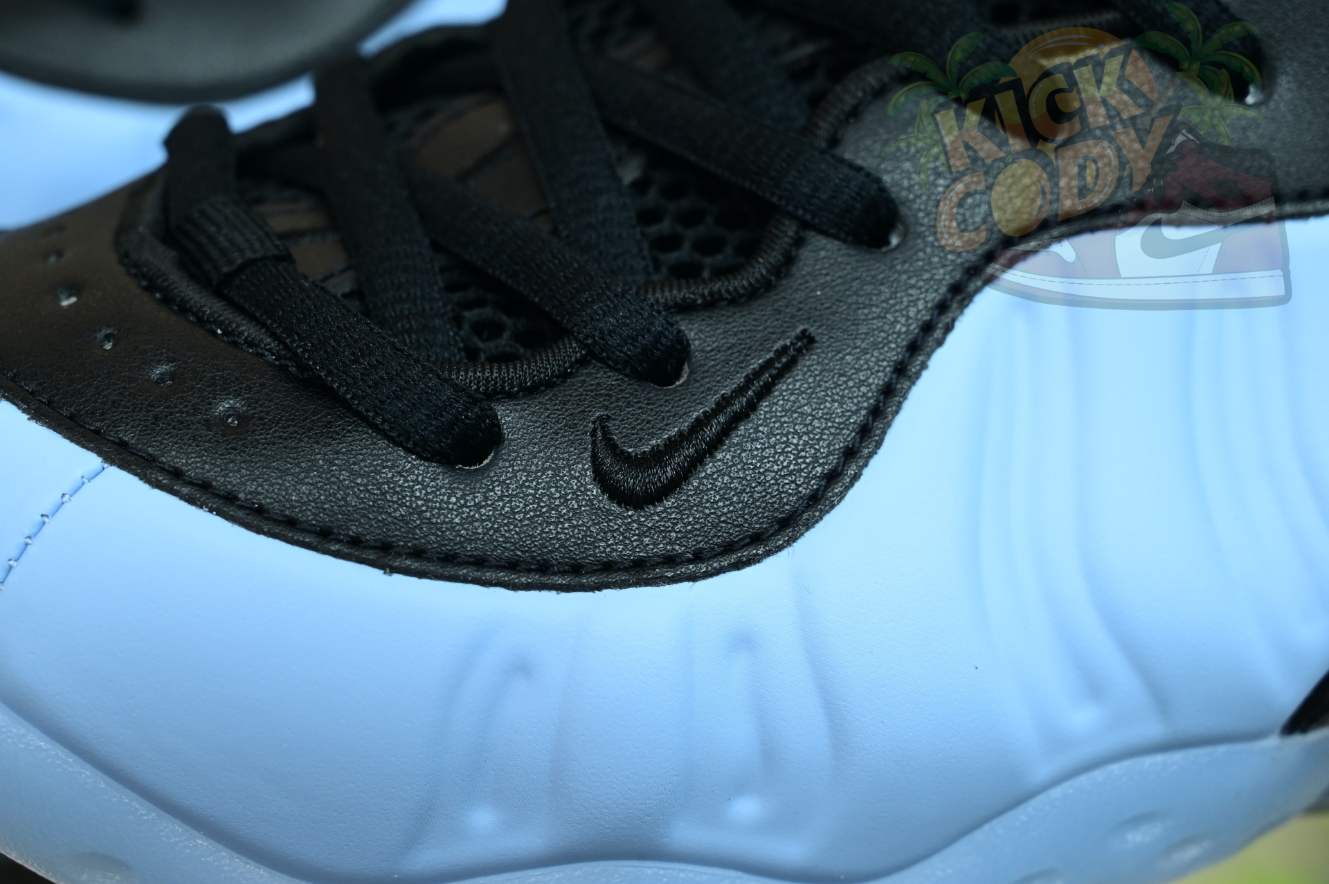Nike Air Foamposite One 'Psychic Blue and Black'  HJ6014-400