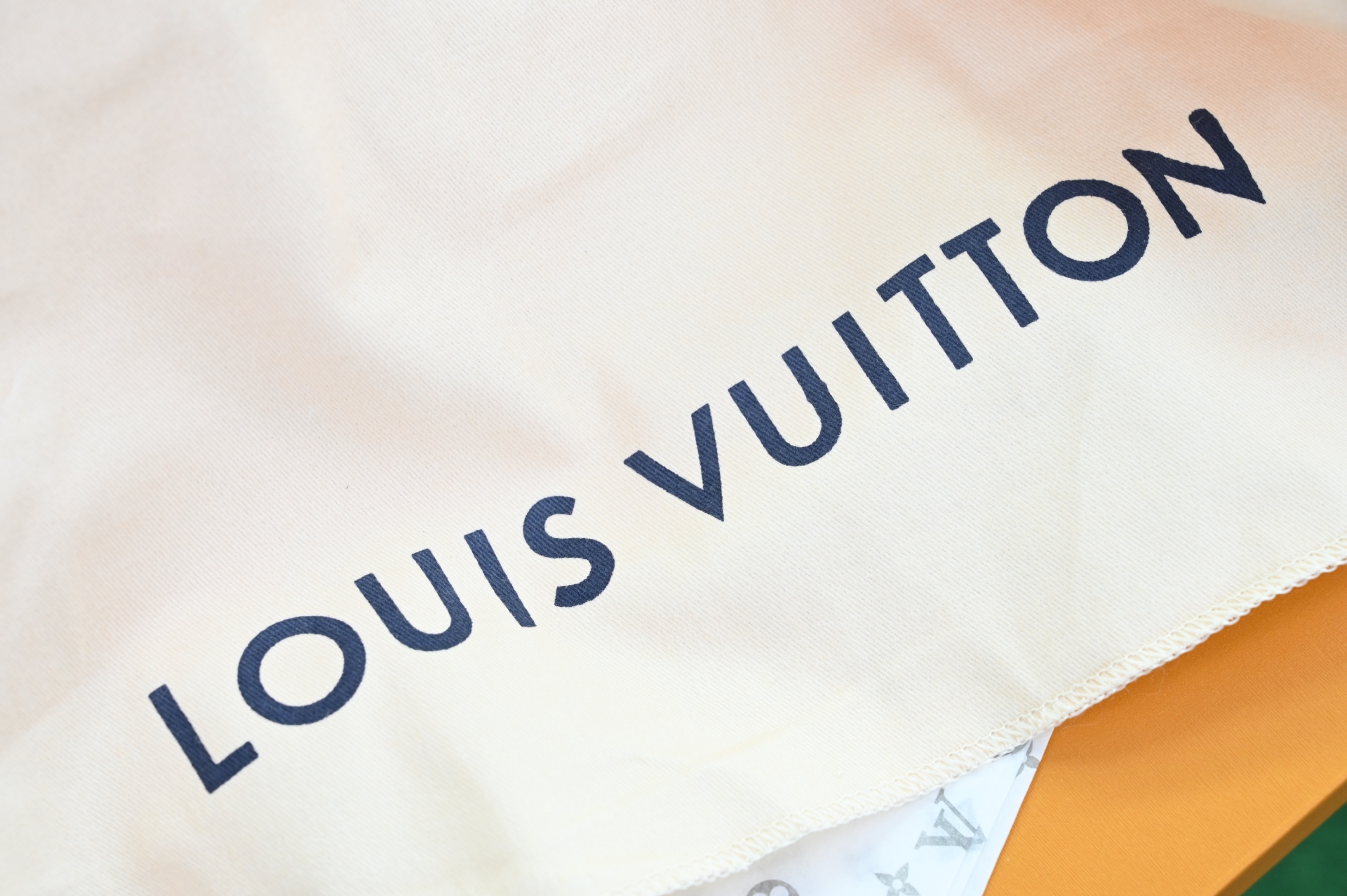LOUIS VUITTON SpeedyBandoulière30