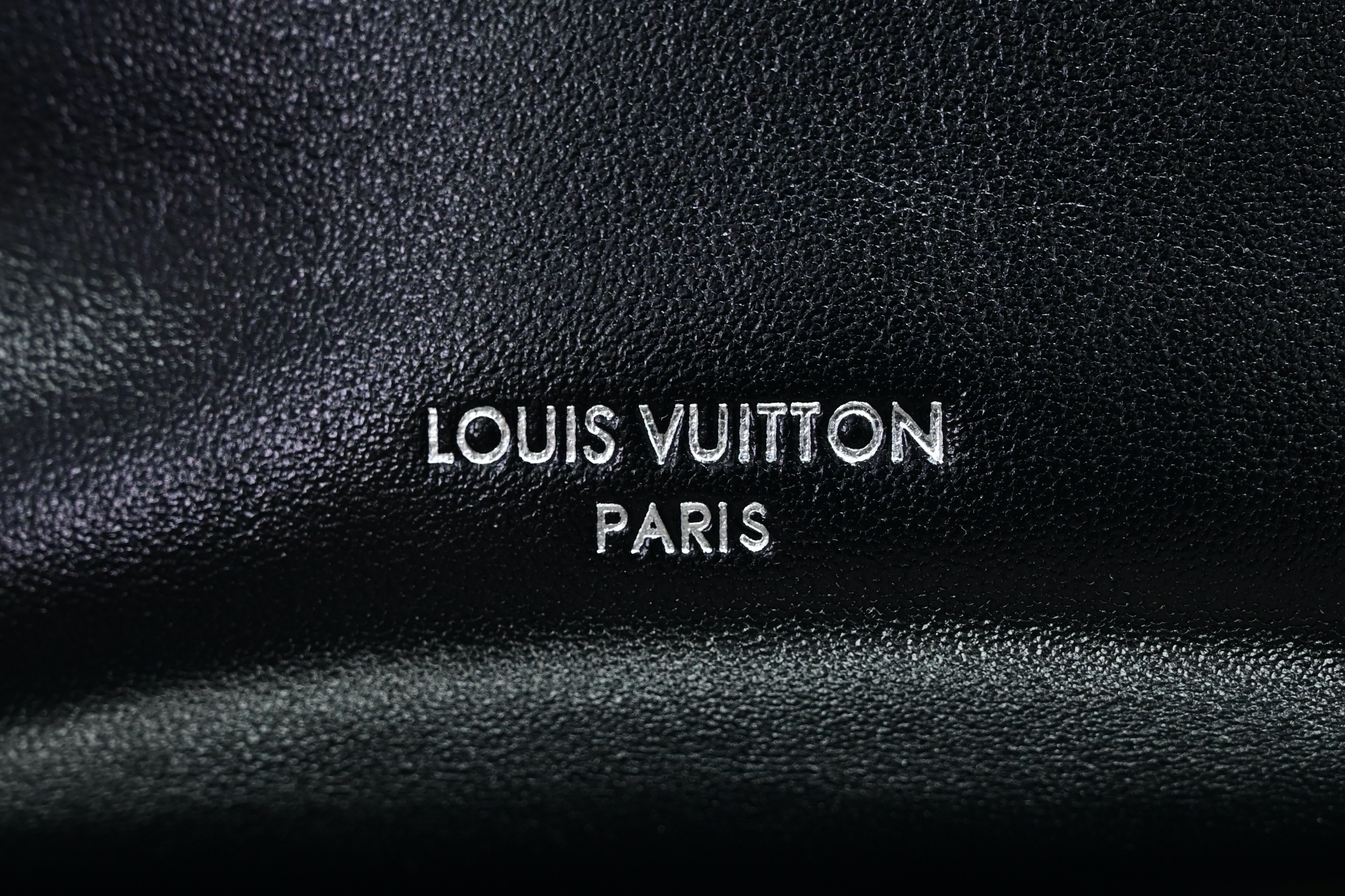 LOUIS VUITTON