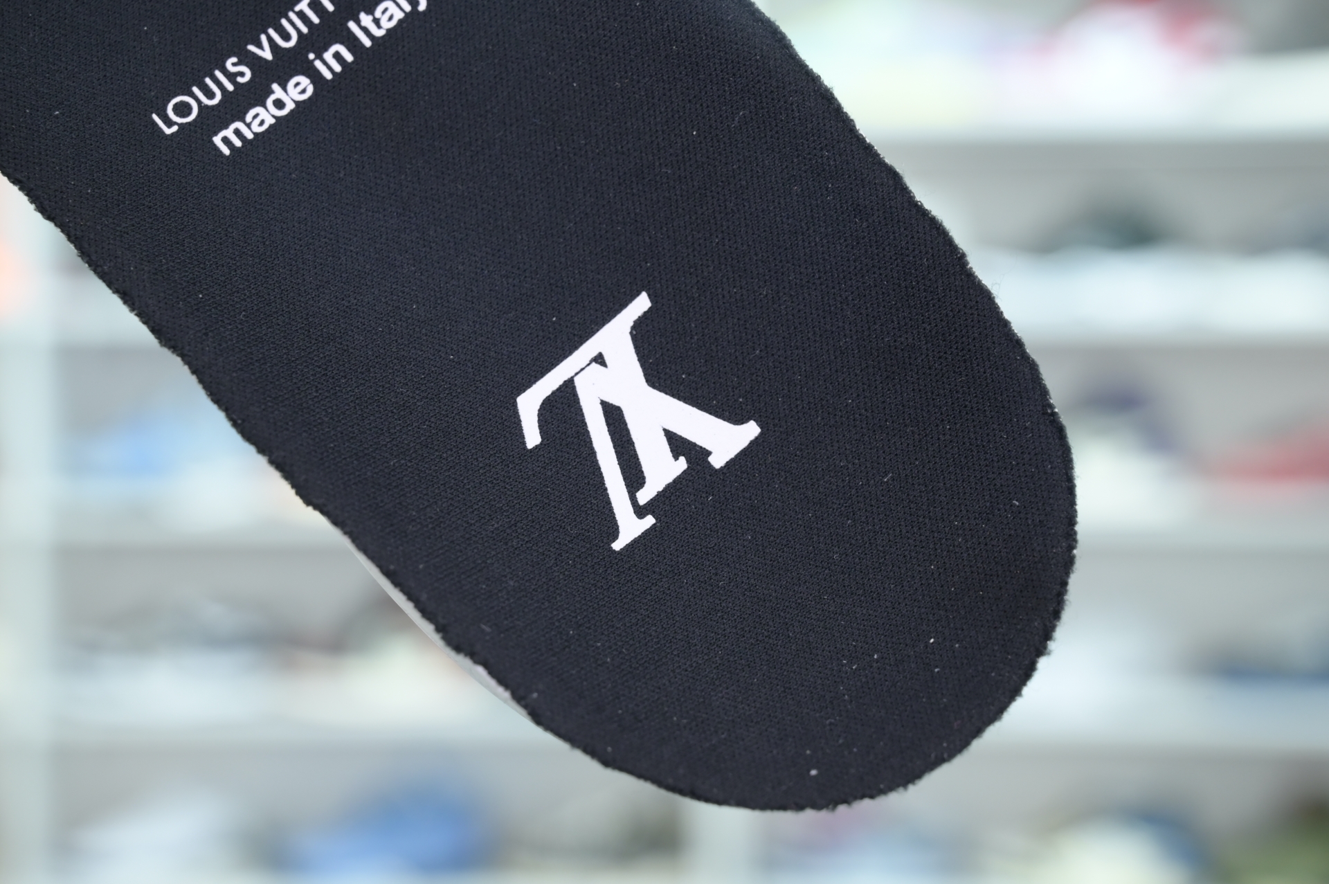 LOUIS VUITTON Rivoli