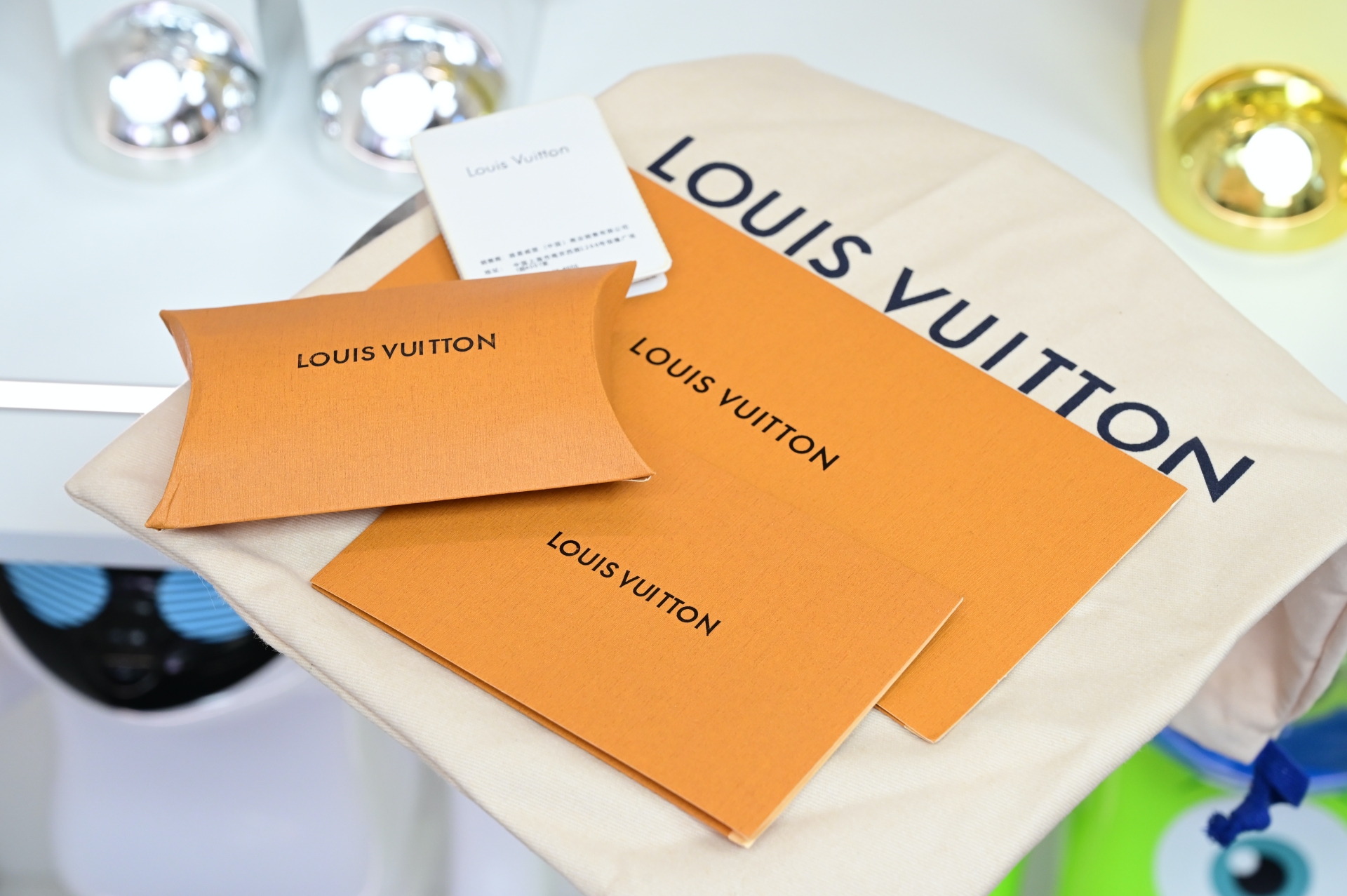 LOUIS VUITTON