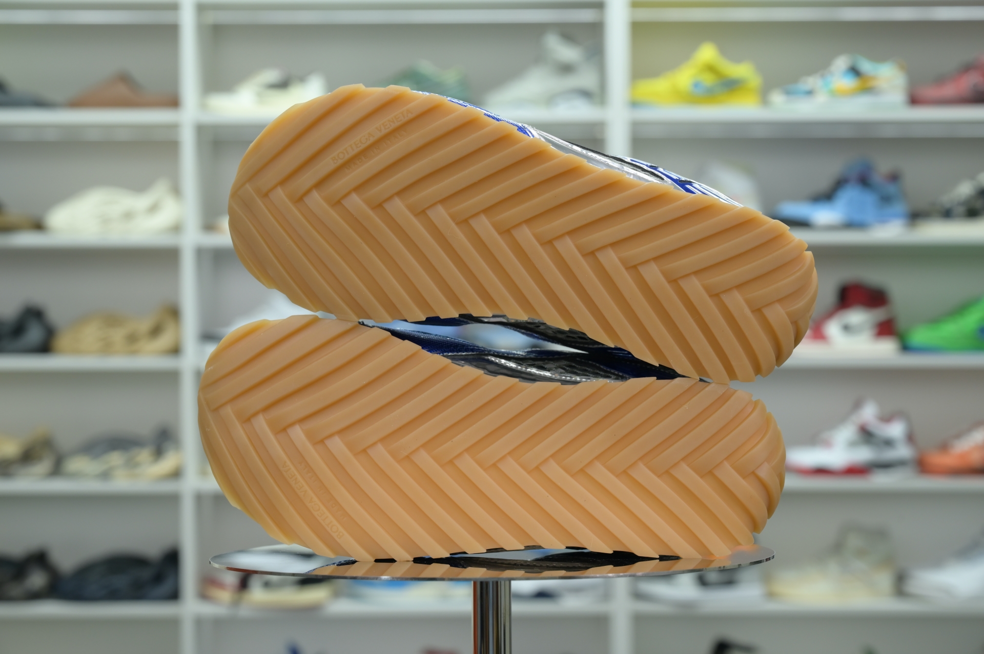 Bottega Veneta Orbit