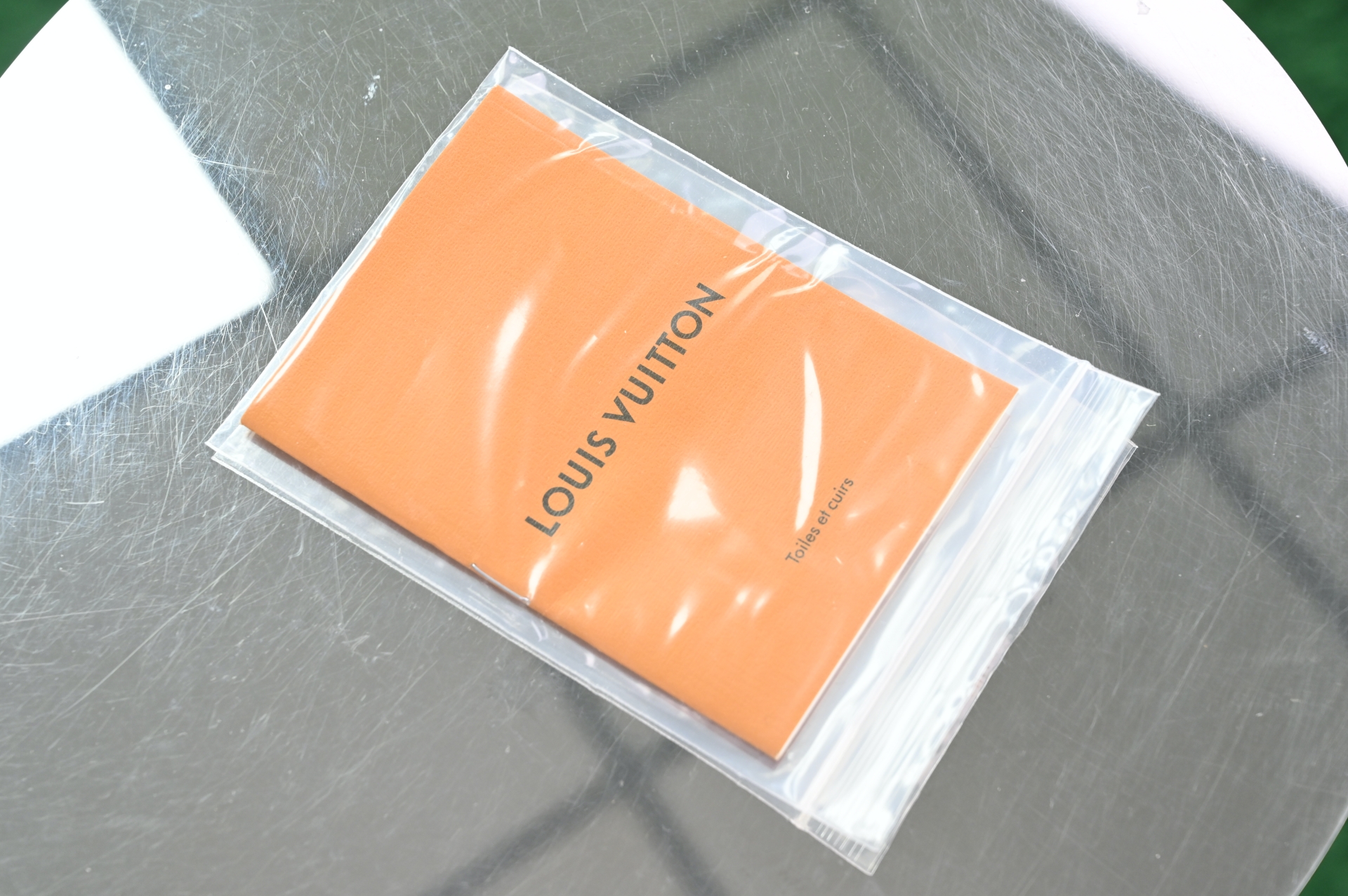 LOUIS VUITTON Discovery