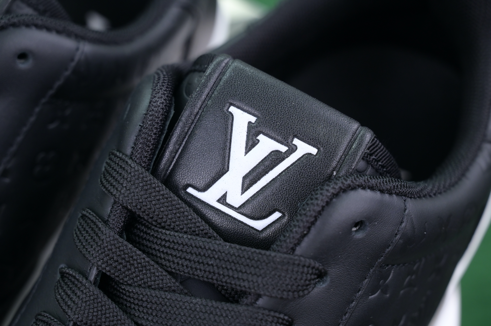 LOUIS VUITTON Rivoli