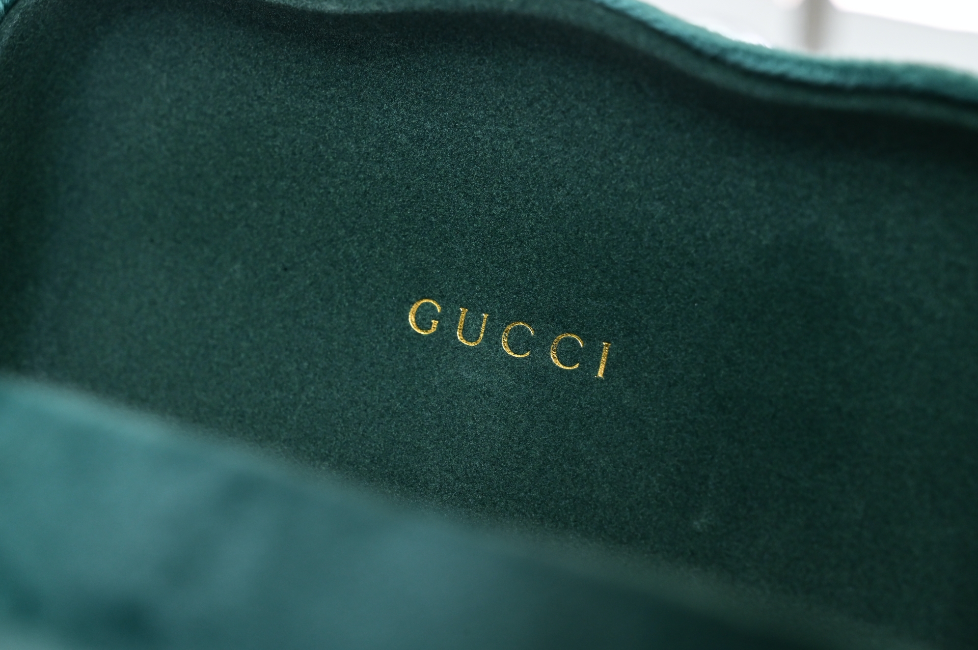 GUCCI