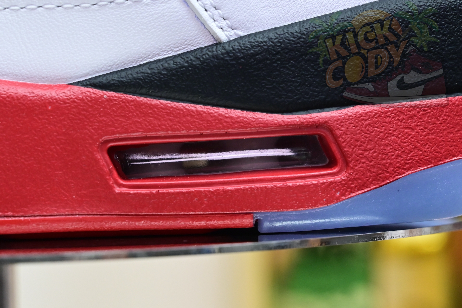 Air Jordan 5 Fire Red“Black Tongue”  HQ7978-101