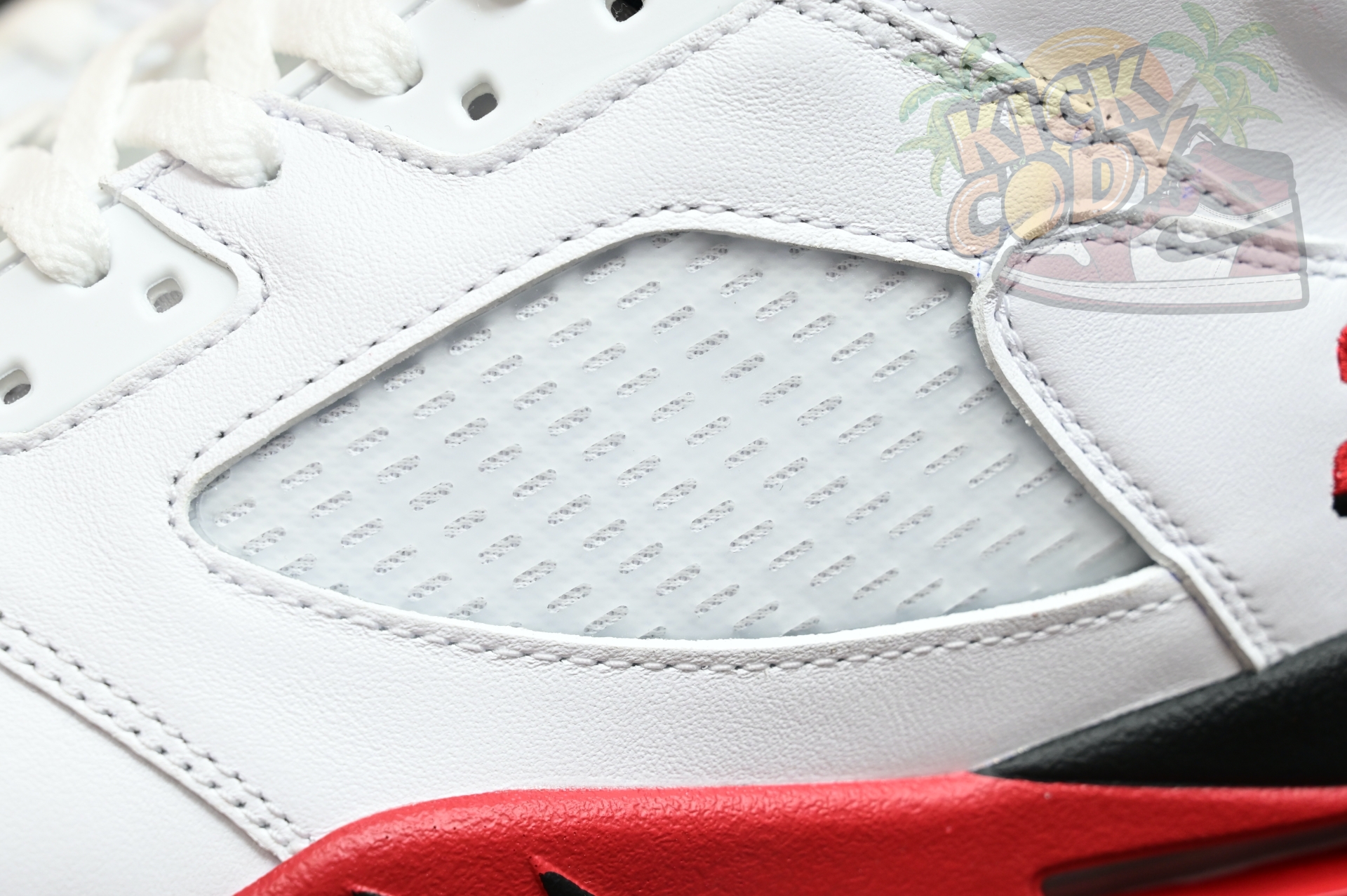 Air Jordan 5 Fire Red“Black Tongue”  HQ7978-101