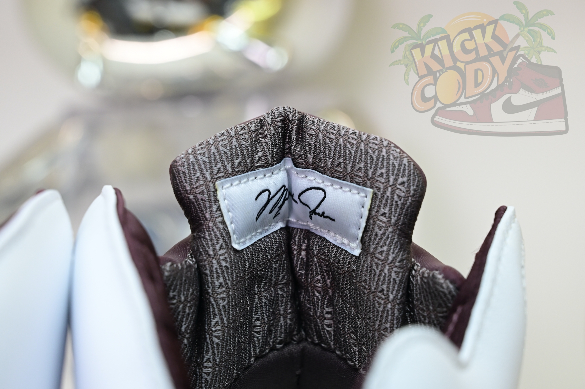 A Ma Maniére x  Air Jordan 5“Burgundy Crush” IB1528-100