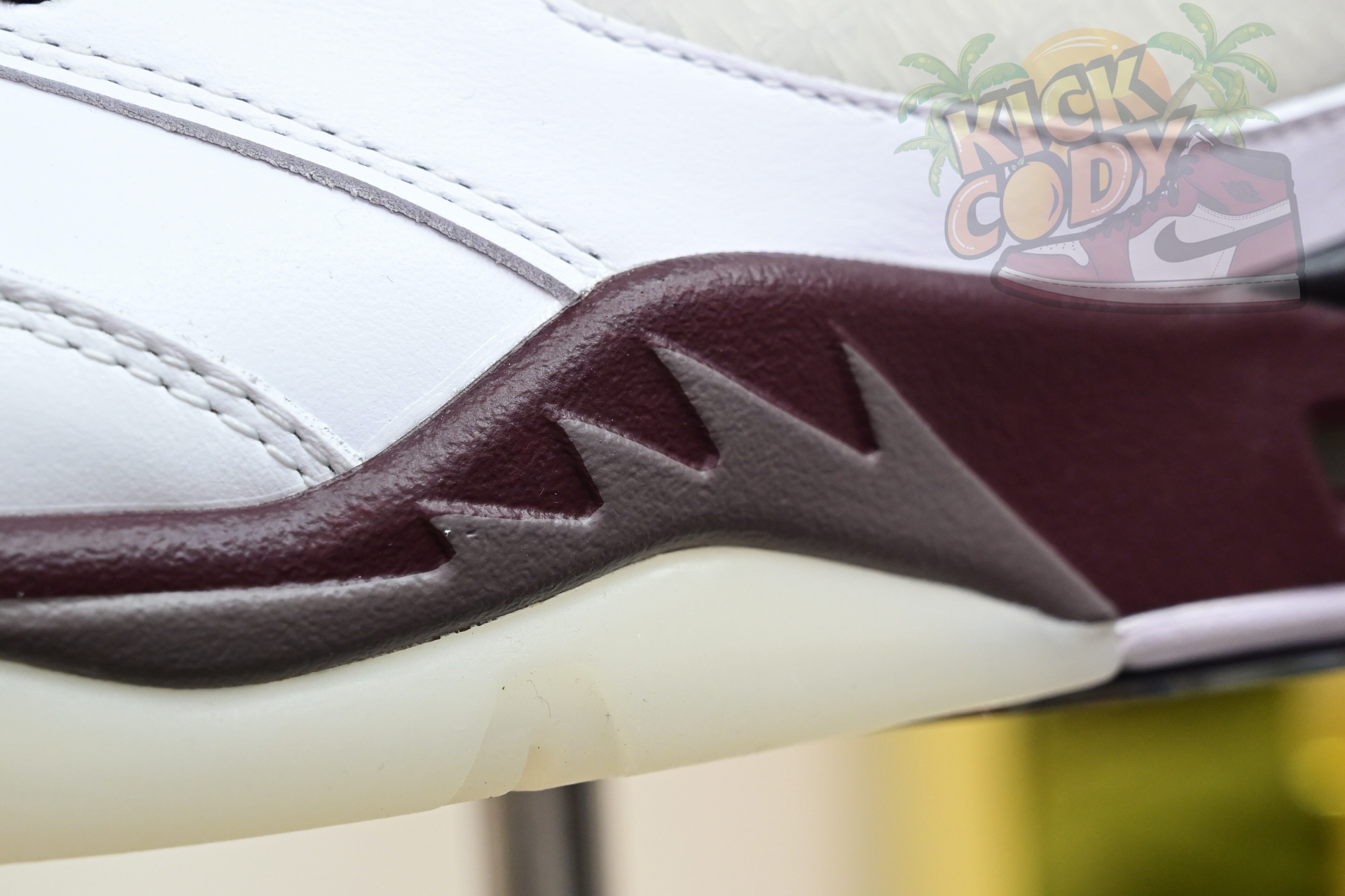 A Ma Maniére x  Air Jordan 5“Burgundy Crush” IB1528-100