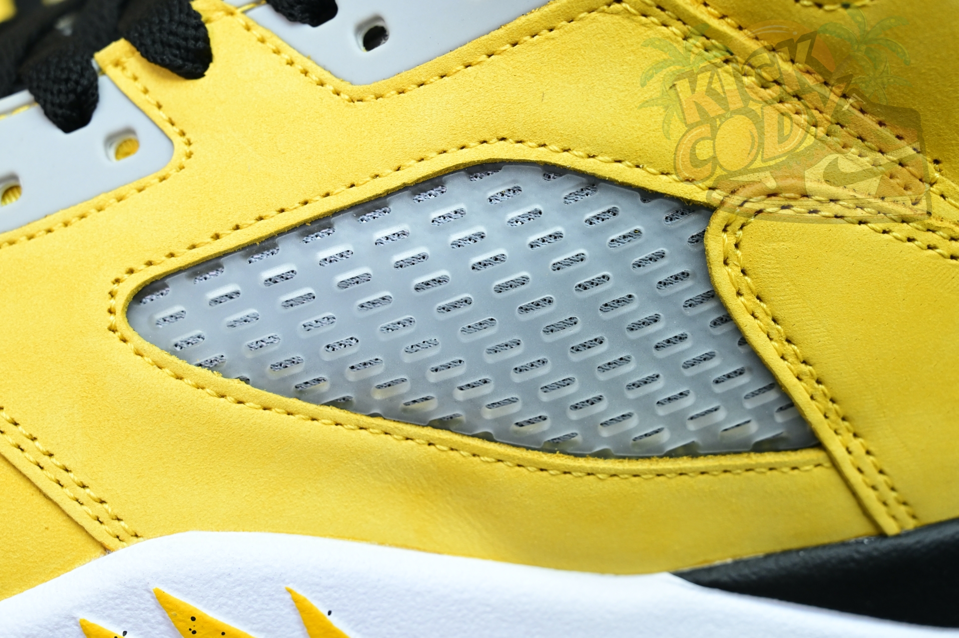 Air Jordan 5 Retro