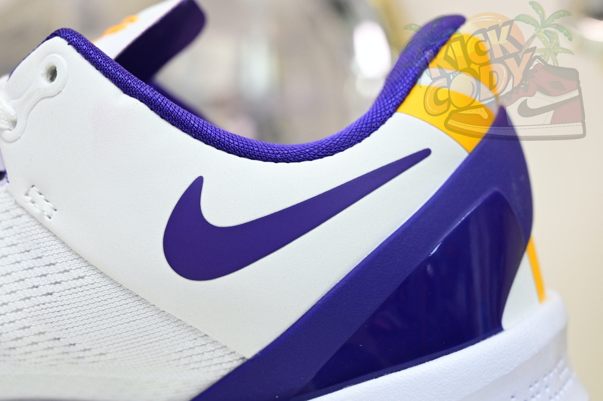 Nike Zoom Kobe 8 PROTROBTANC COURT PURPLE    HF7485 001