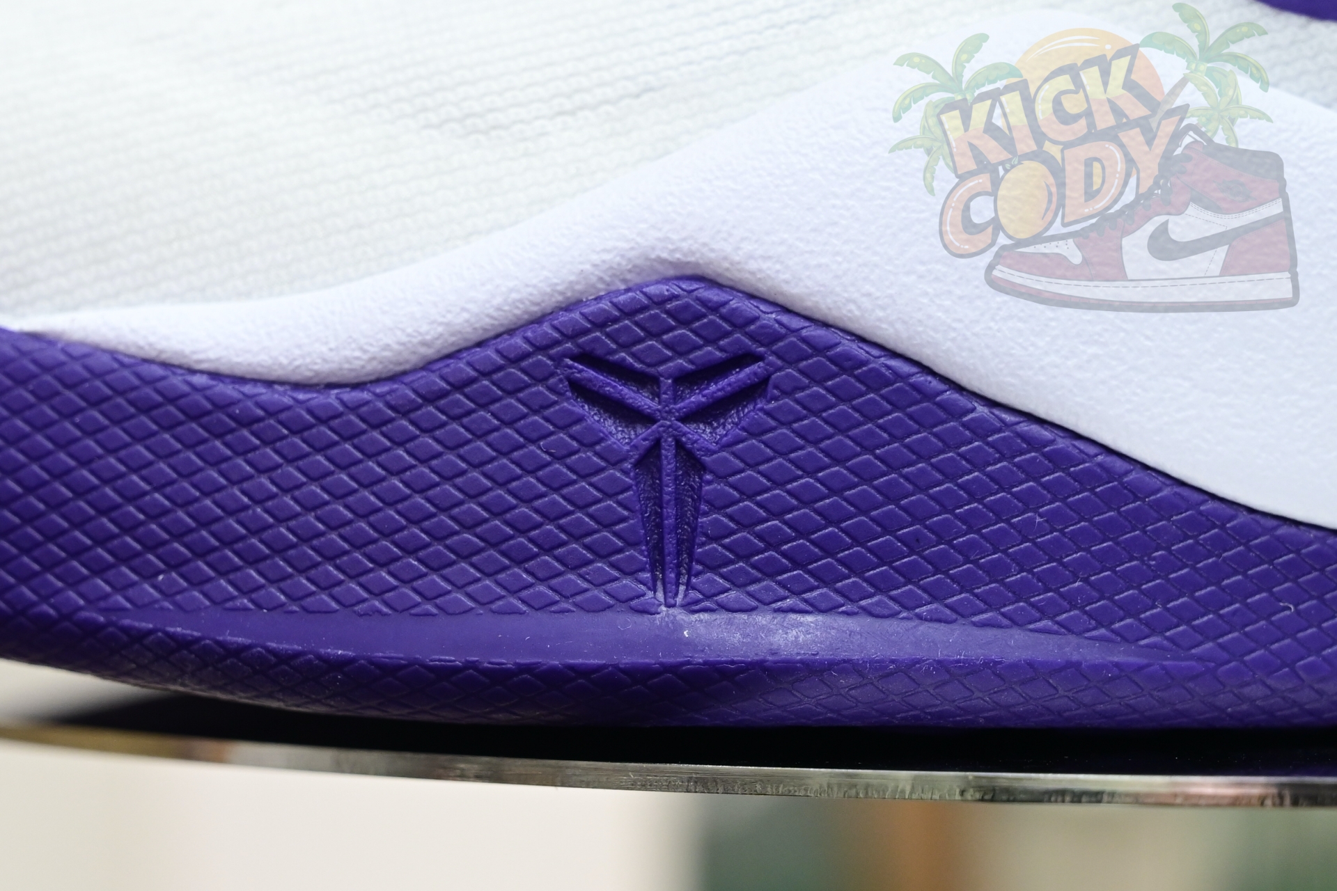 Nike Zoom Kobe 8 PROTROBTANC COURT PURPLE    HF7485 001