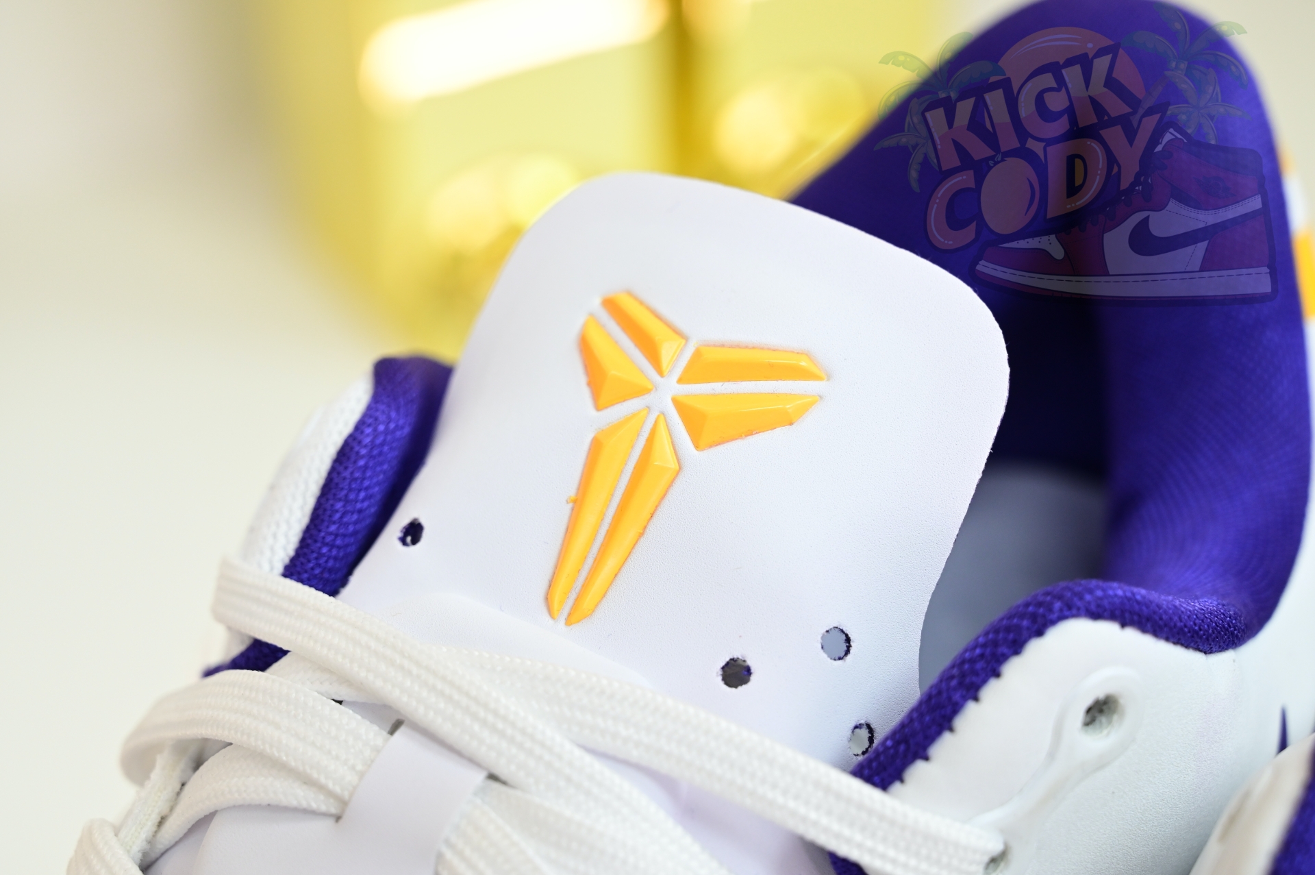 Nike Zoom Kobe 8 PROTROBTANC COURT PURPLE    HF7485 001