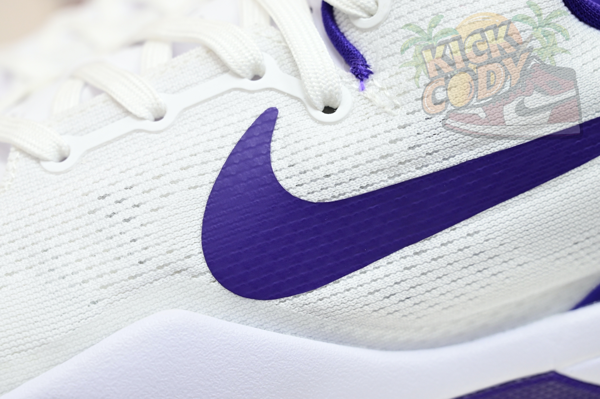 Nike Zoom Kobe 8 PROTROBTANC COURT PURPLE    HF7485 001