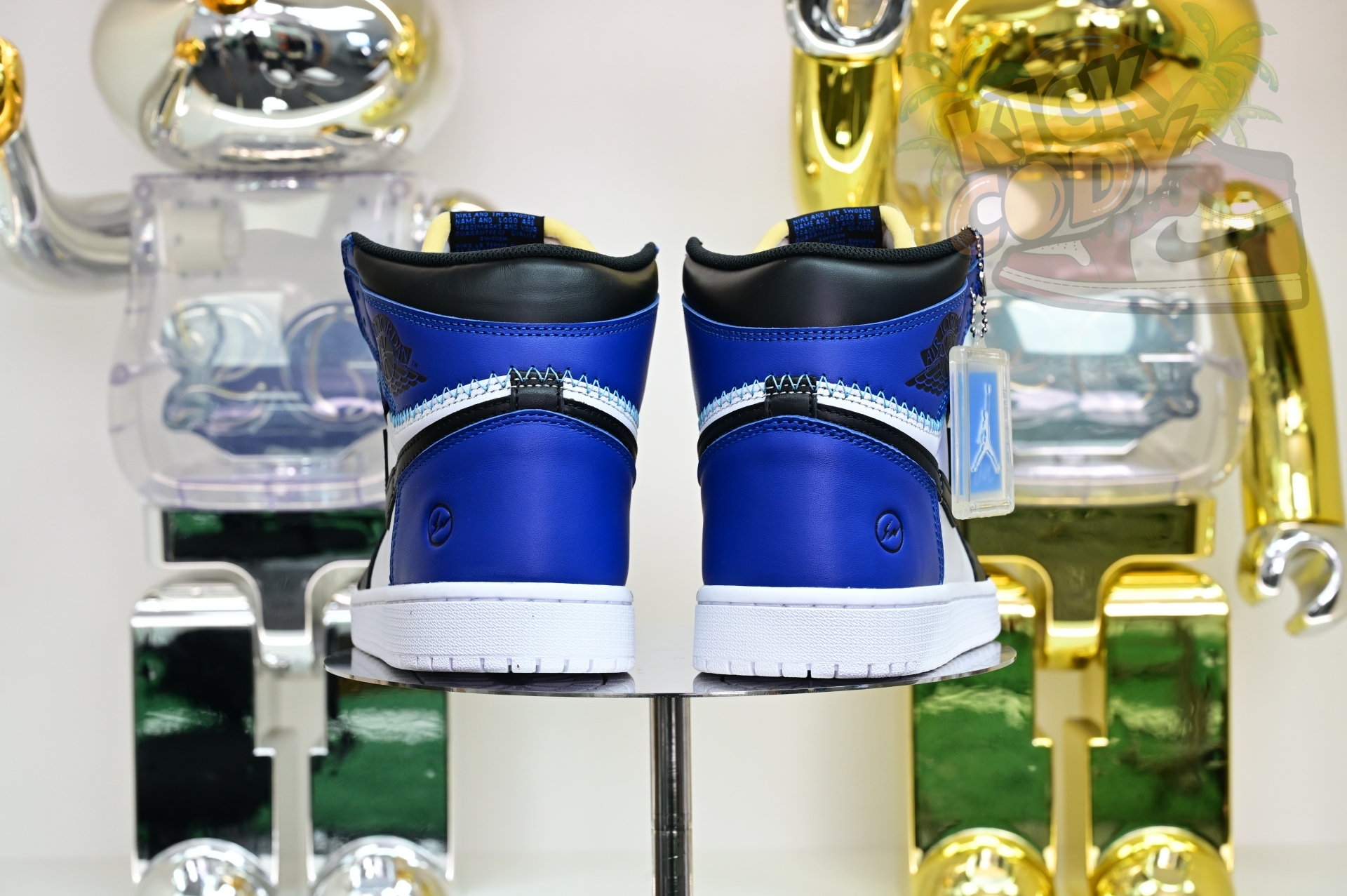 Air Jordan 1  UNDEFEATED x fragment design HIGH OG 107847-001