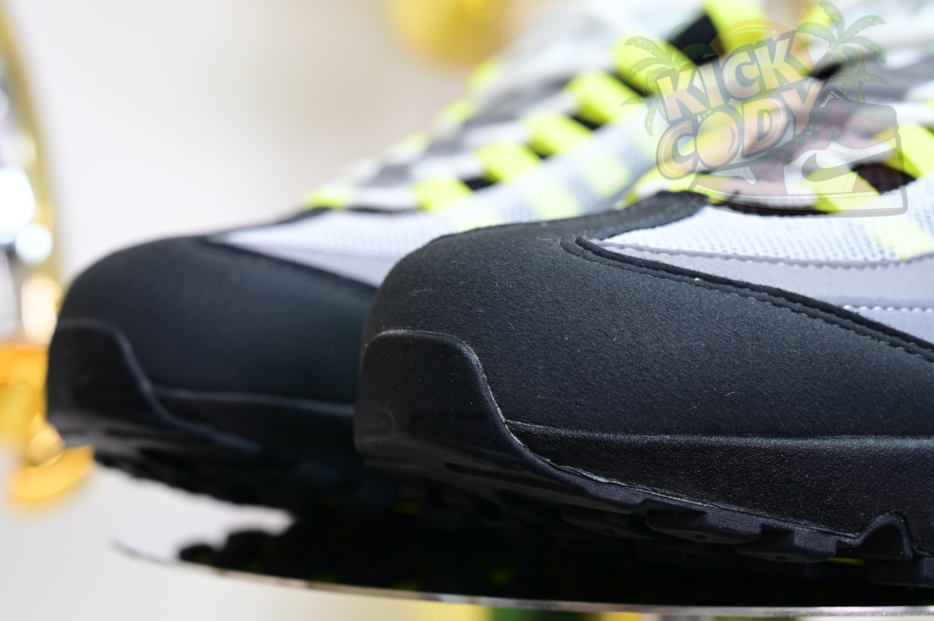 Nike Air Max 95 0G Neon  CT1689-001