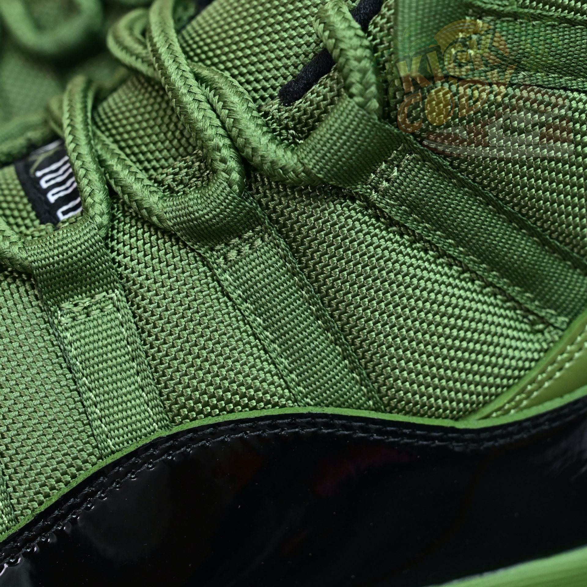 Air Jordan 11  RETRO CT8012-300