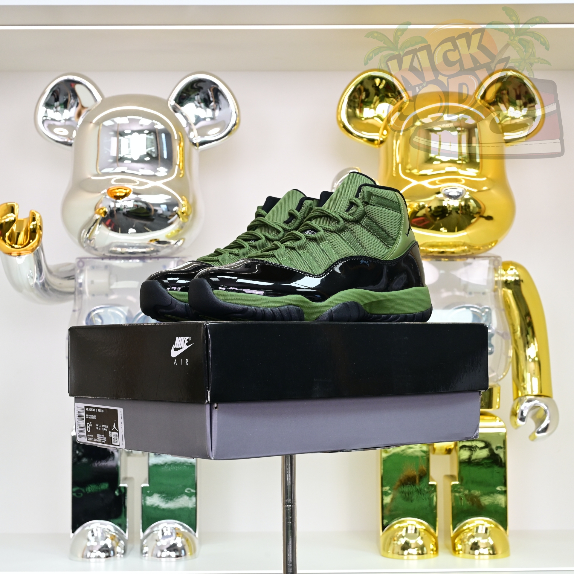 Air Jordan 11 RETRO CT8012-300
