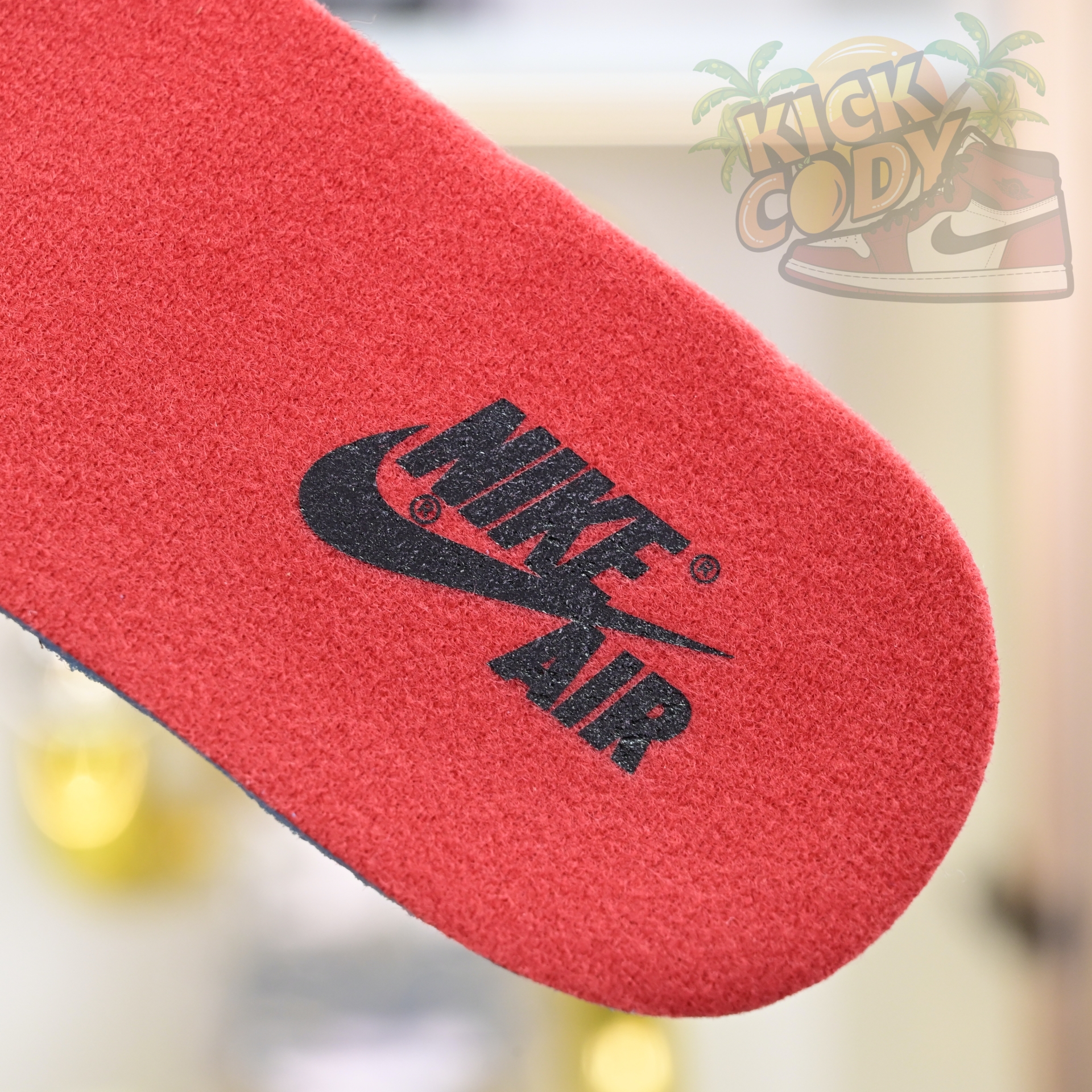 Travis Scott x Air Jordan 1   Low “Chicago”  DM7866-101