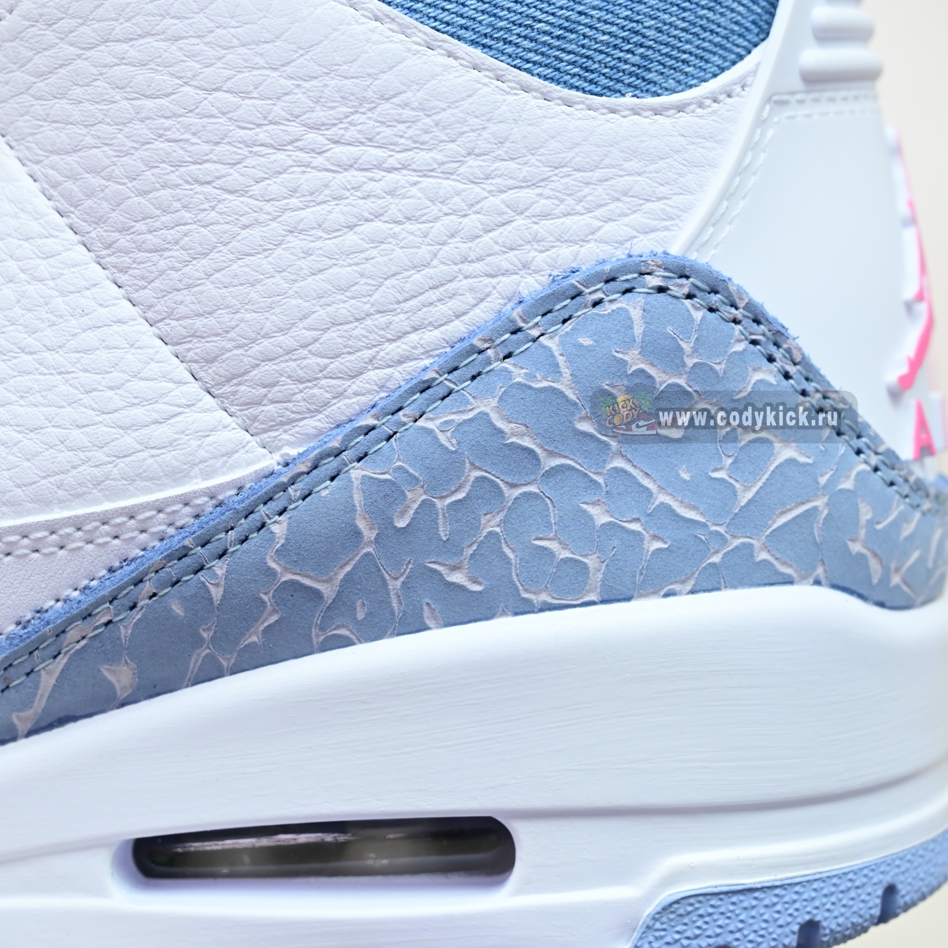 Air Jordan 3 Retro HQ0784-101