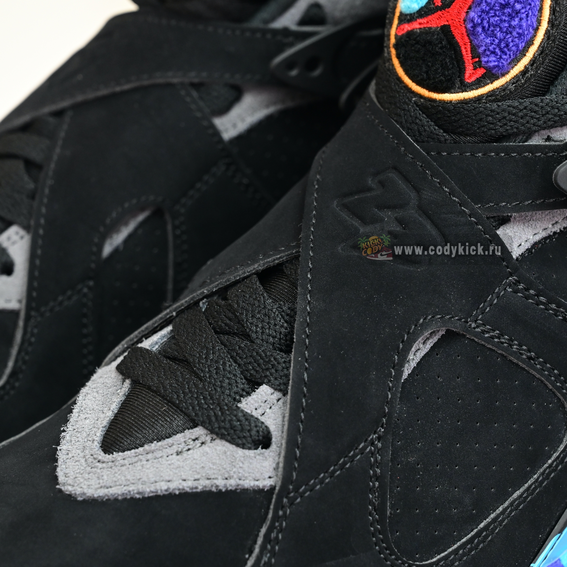 Air Jordan 8  RETRO 2025   305381-006