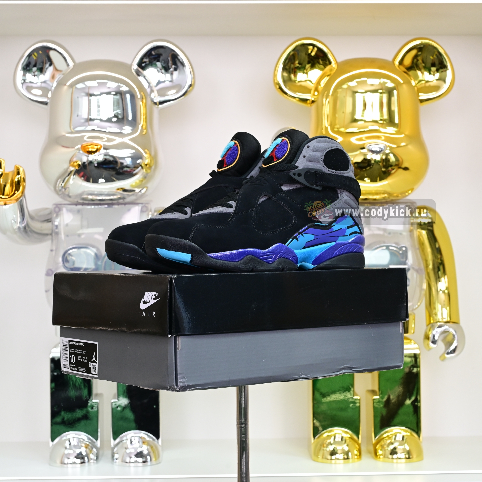 Air Jordan 8 RETRO 2025 305381-006