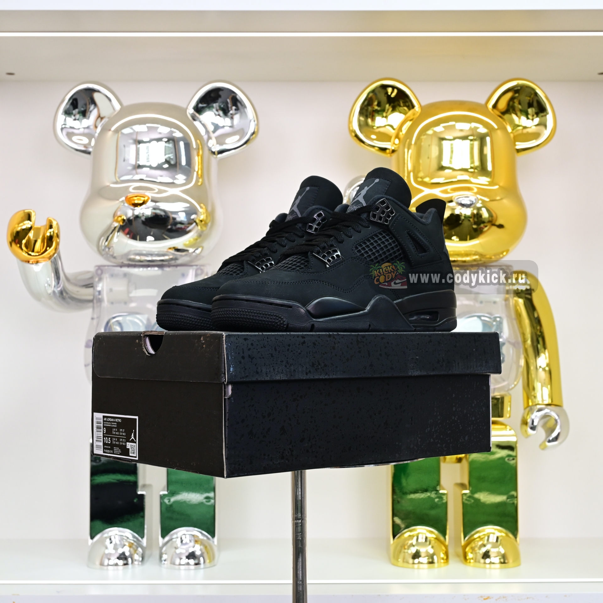 AIR JORDAN 4 RETRO 'BLACK CAT' 2025   FV5029-010