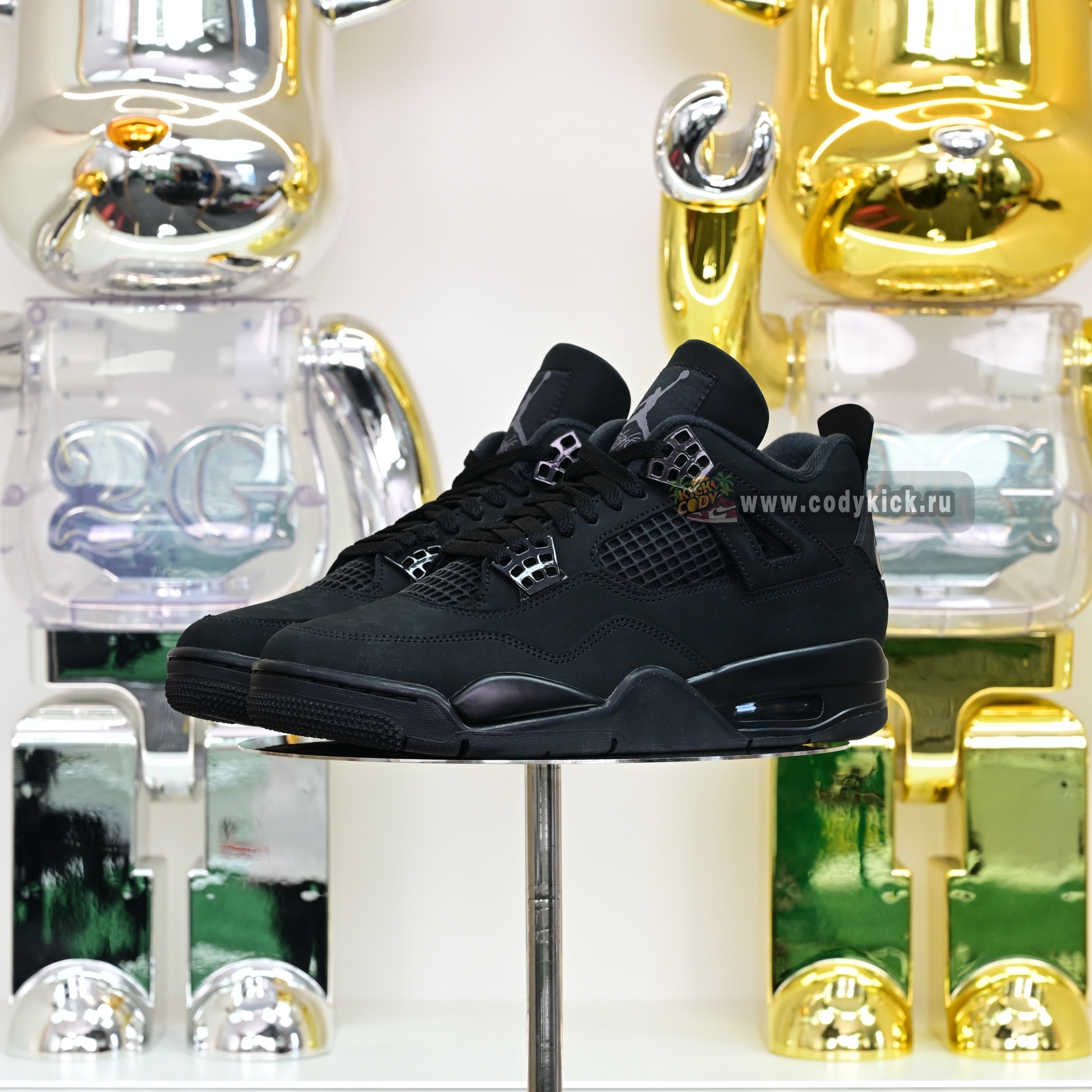 AIR JORDAN 4 RETRO 'BLACK CAT' 2025   FV5029-010