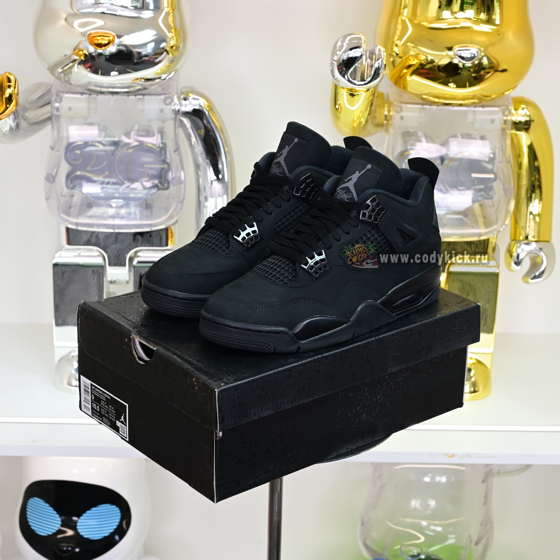 AIR JORDAN 4 RETRO 'BLACK CAT' 2025   FV5029-010