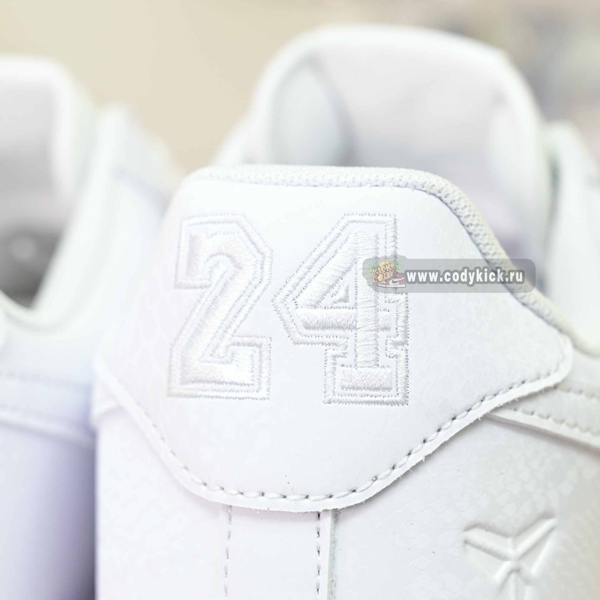 Nike Air Force 1 Low Kobe Forever White  IB0018-100