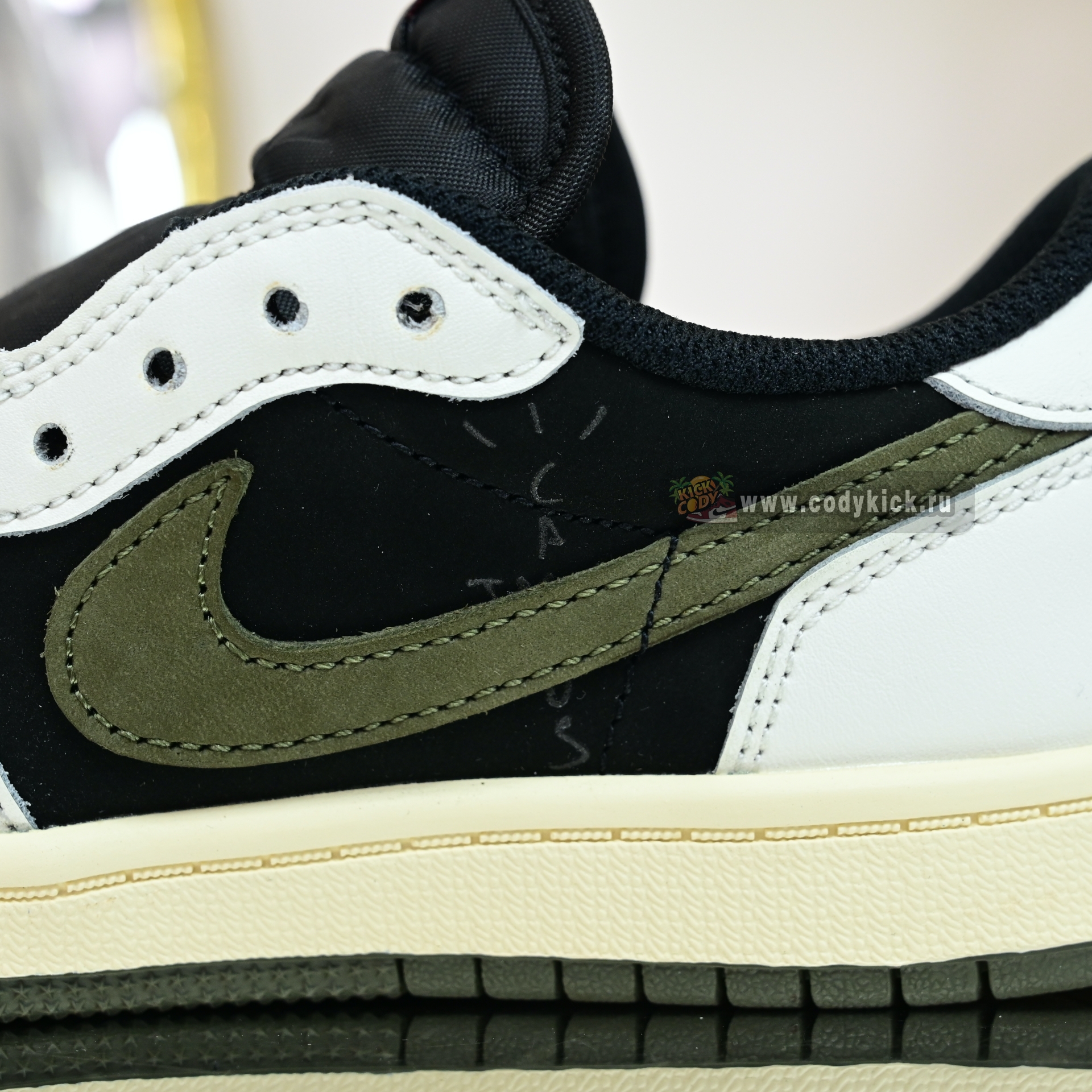 Kids Shoes Travis Scott x Air Jordan 1 Low OG 