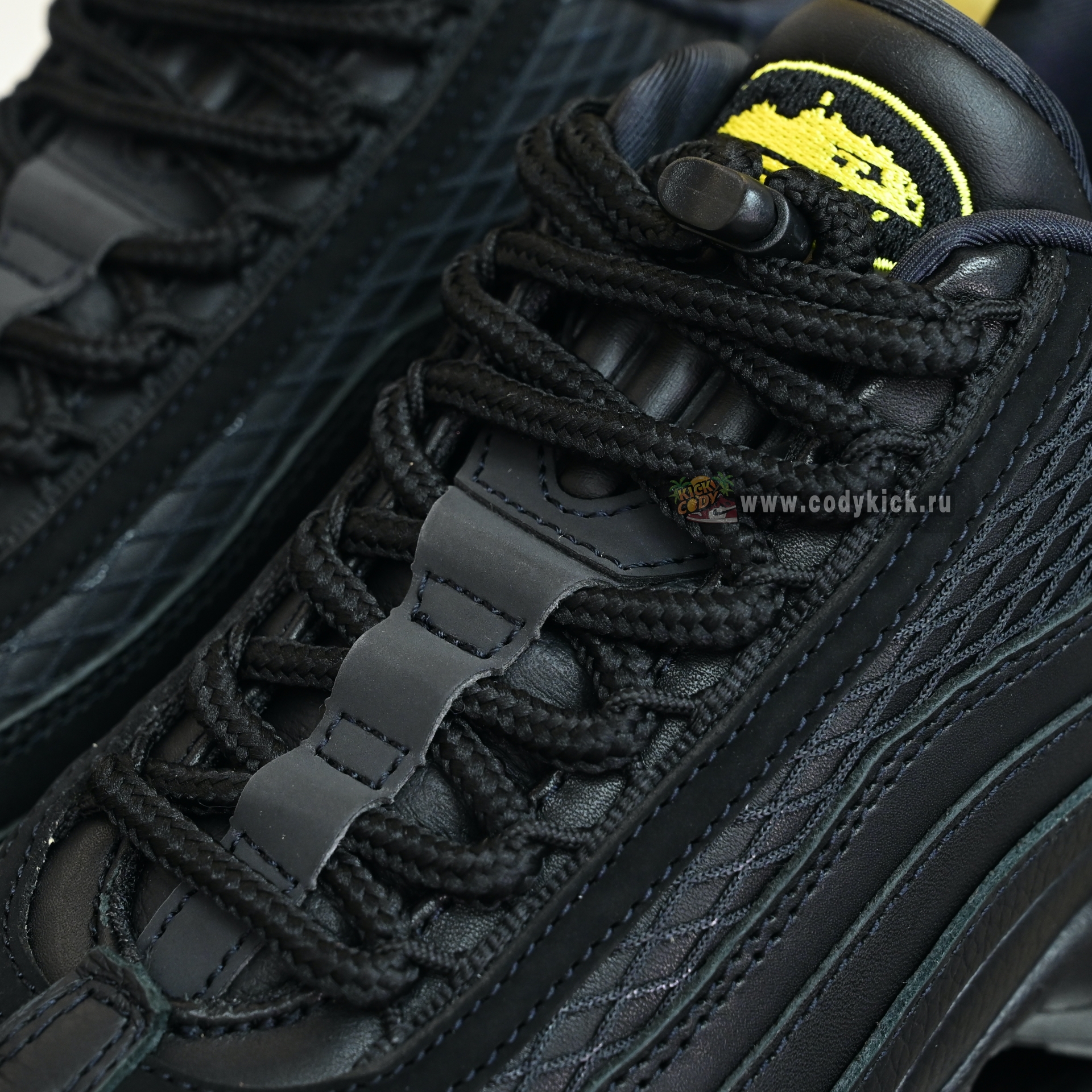 Corteiz x Nike Air Max 95 Tour Yellow  FB2709-003