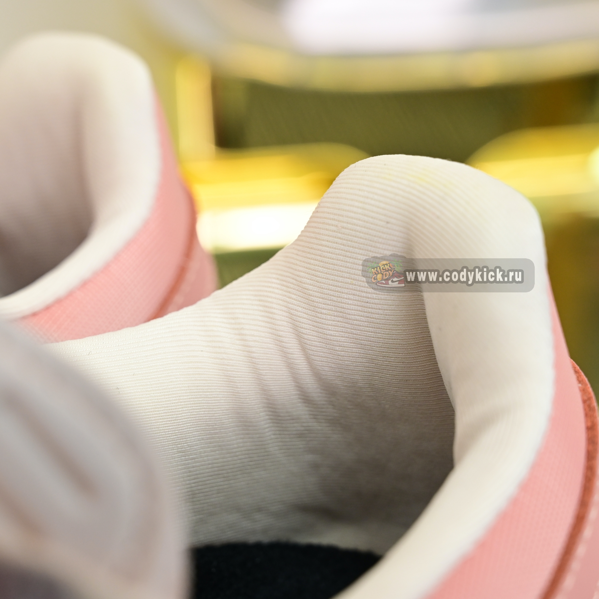 Bad Bunny x adidas originals GAZELLE INDOOR  JS5052