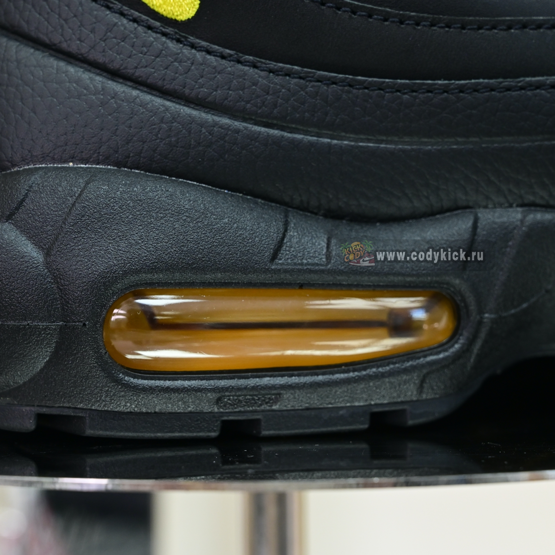 Corteiz x Nike Air Max 95 Tour Yellow  FB2709-003