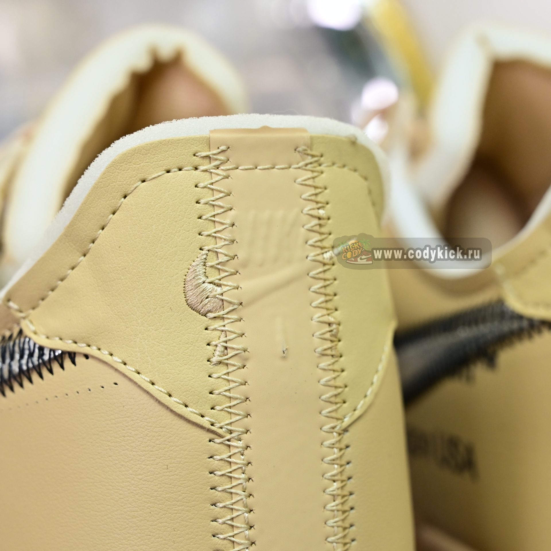 OFF-WHITE x Nike Air Force1 FD6900-200