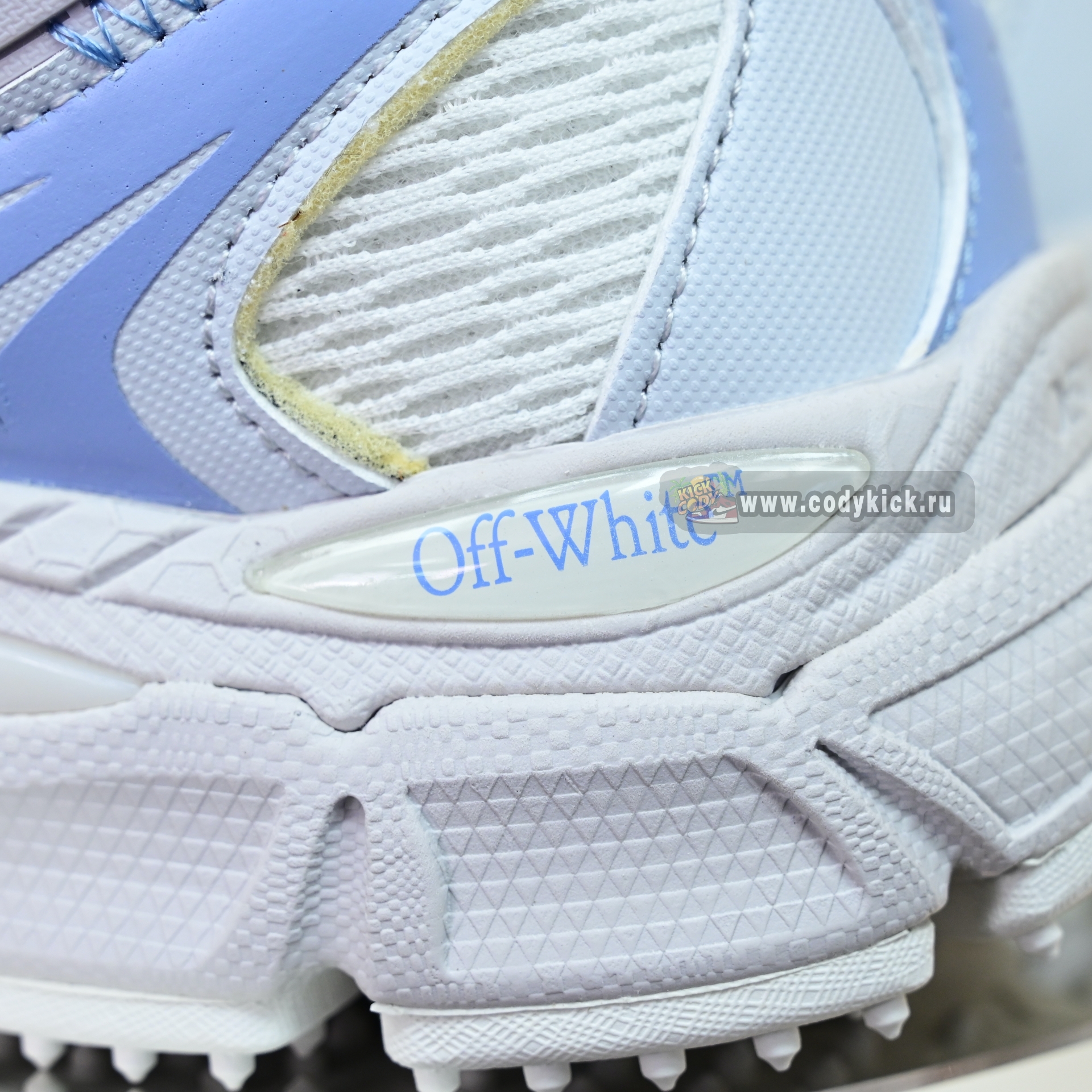 OFF-WHITE BE RIGHT BACK