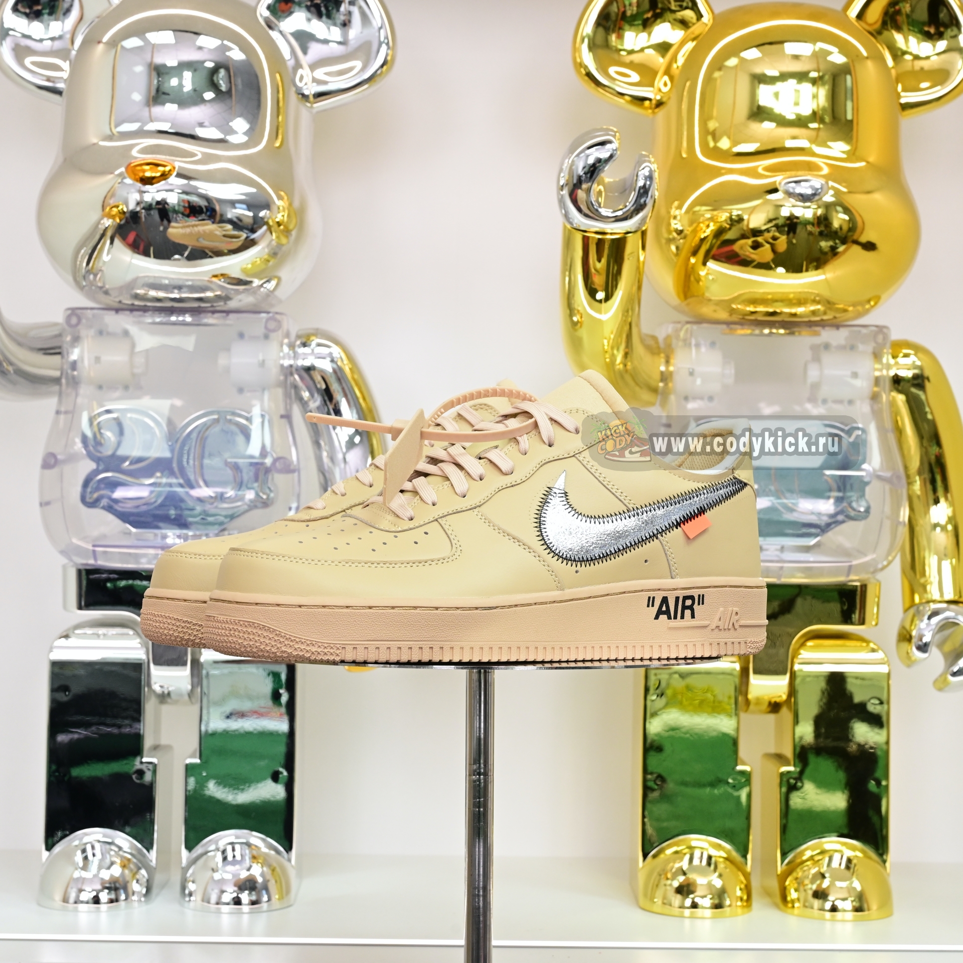 OFF-WHITE x Nike Air Force1 FD6900-200