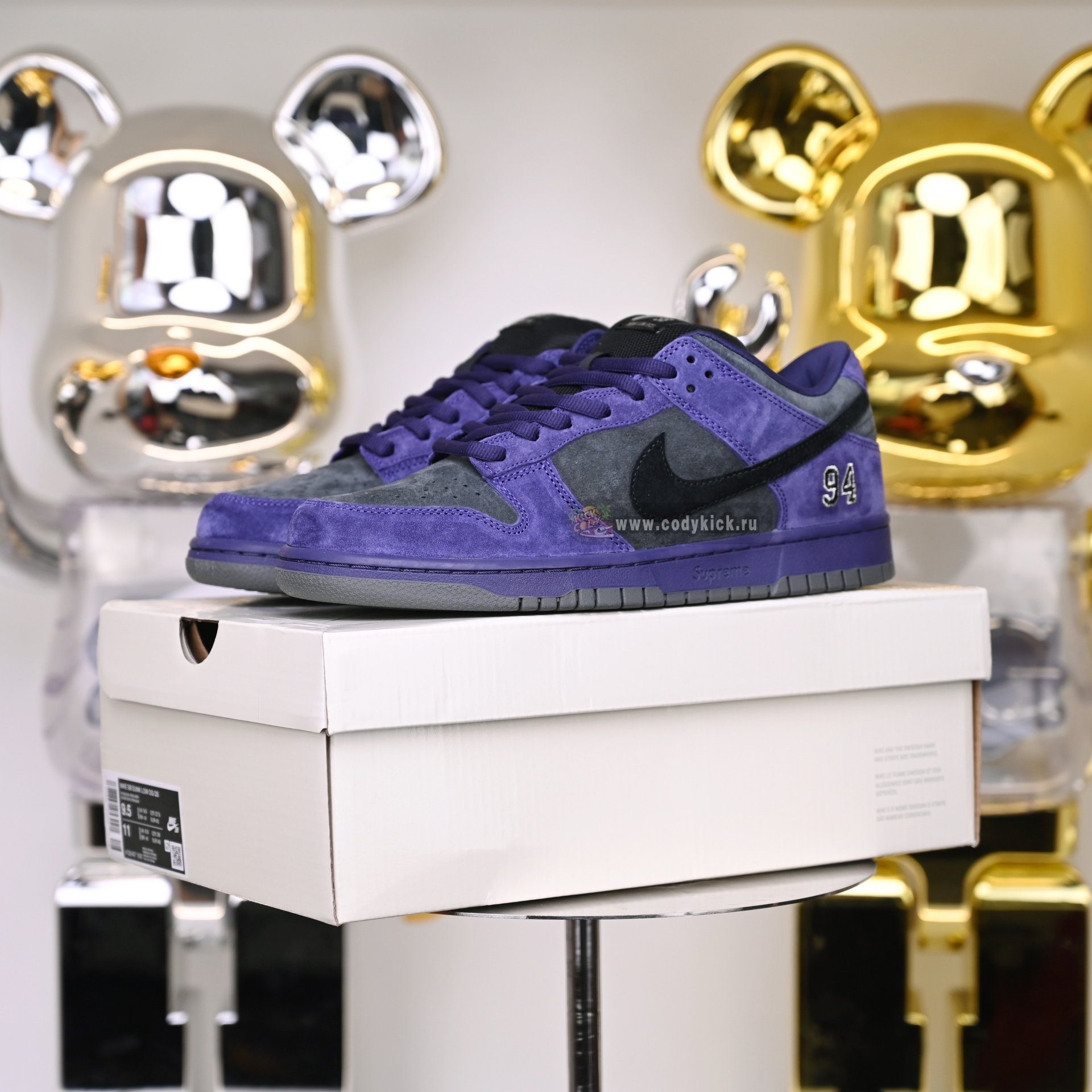 Supreme x Nike Dunk SB Dunk Low HQ8487-500