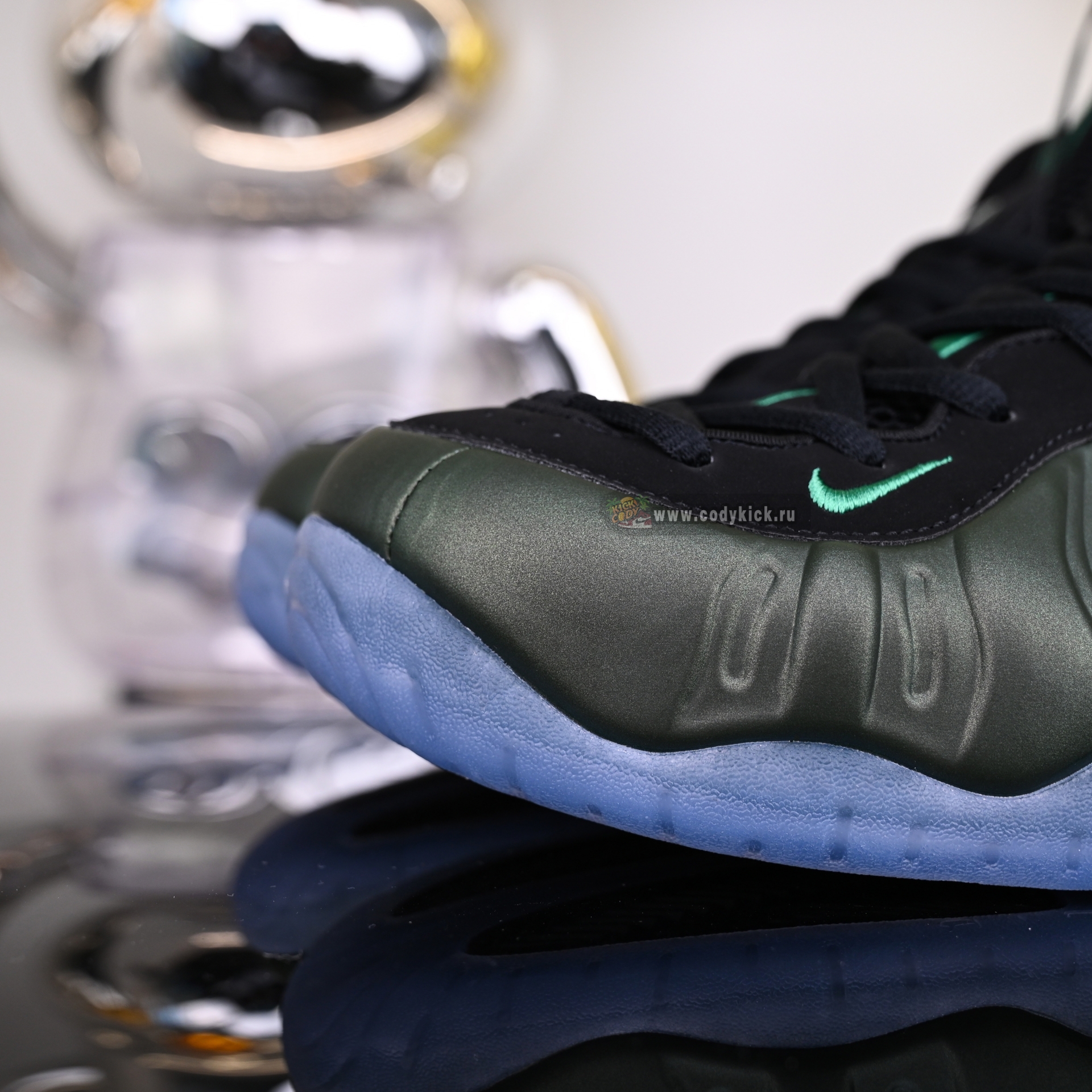 Nike Foamposite Pro Pine Green  HF0794-300