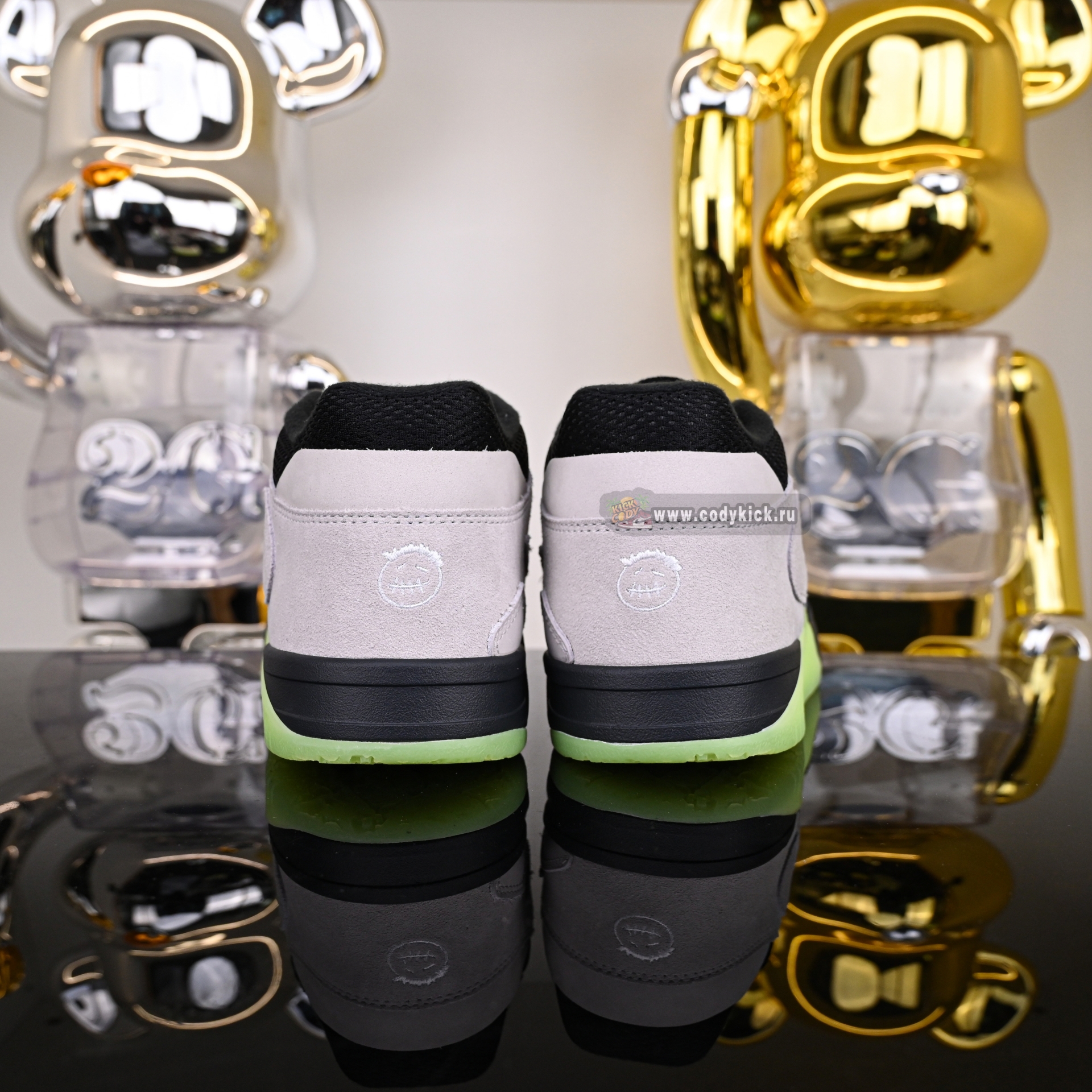 Travis Scott x Chase B x Jordan Jumpman Jack  IH7971-001