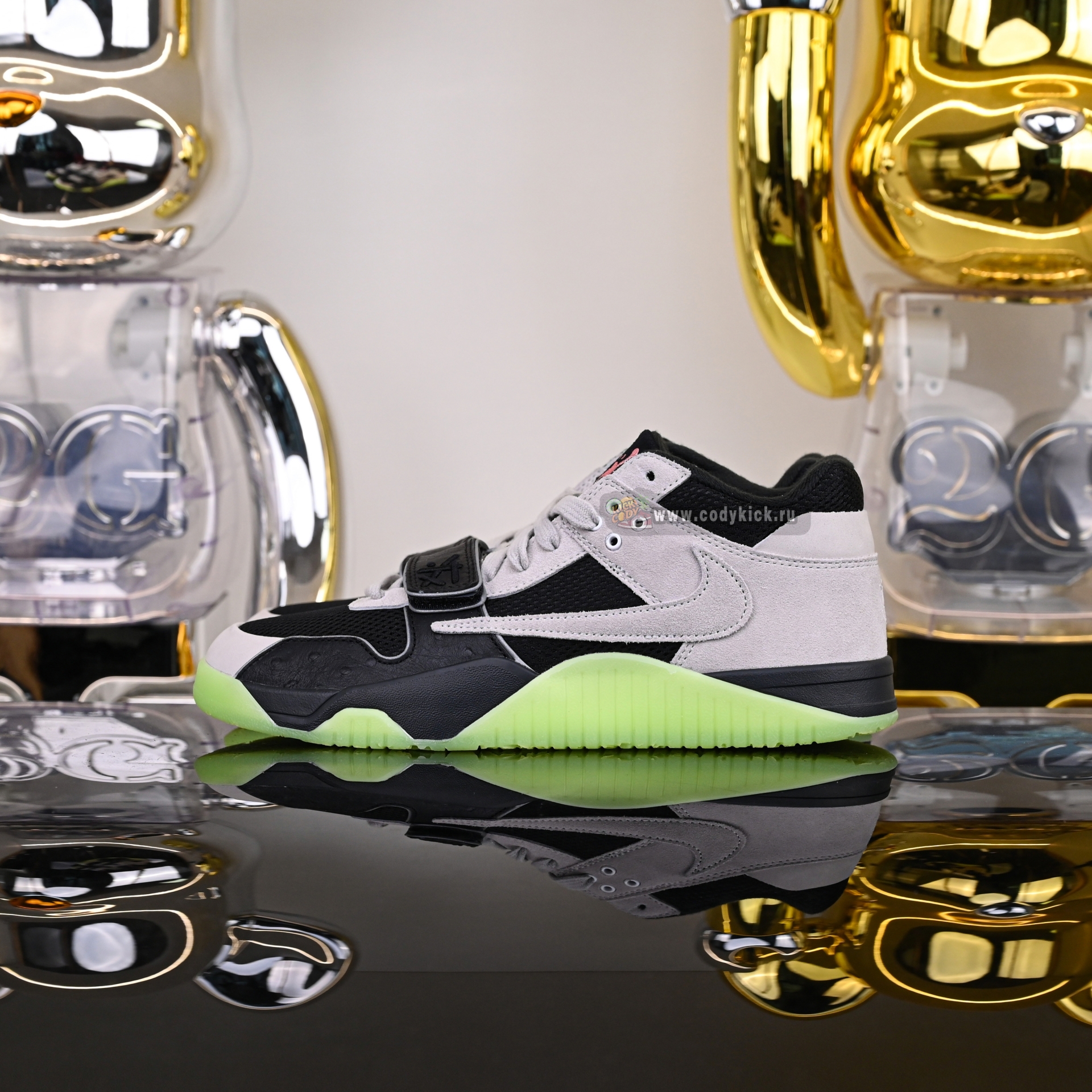 Travis Scott x Chase B x Jordan Jumpman Jack  IH7971-001