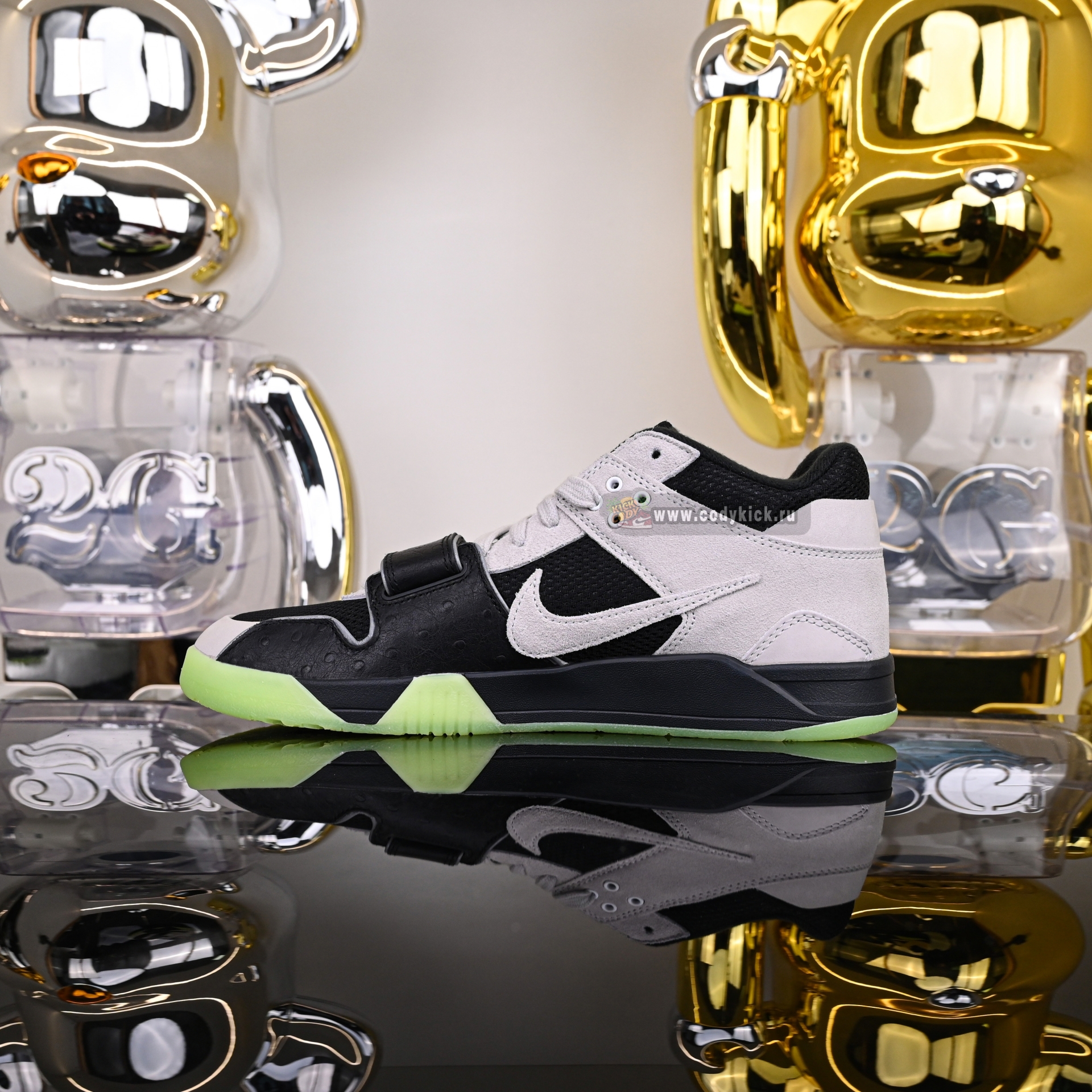 Travis Scott x Chase B x Jordan Jumpman Jack  IH7971-001