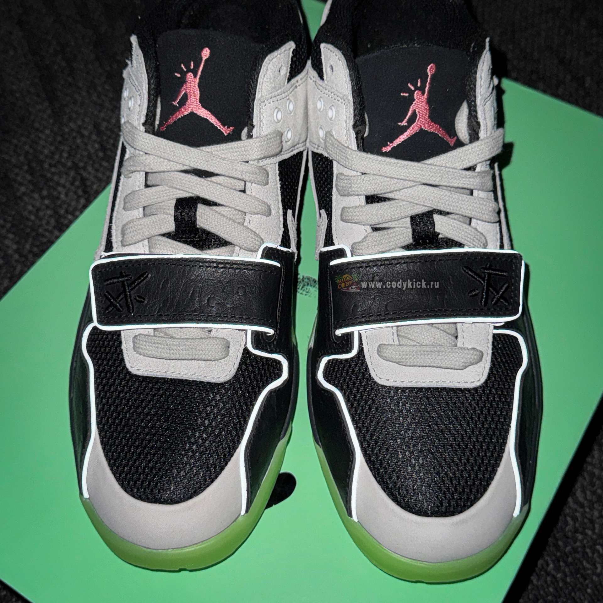 Travis Scott x Chase B x Jordan Jumpman Jack  IH7971-001