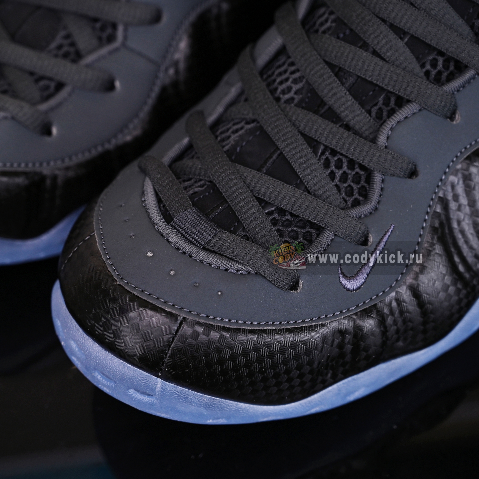 Nike Air Foamposite One  HF2902-002